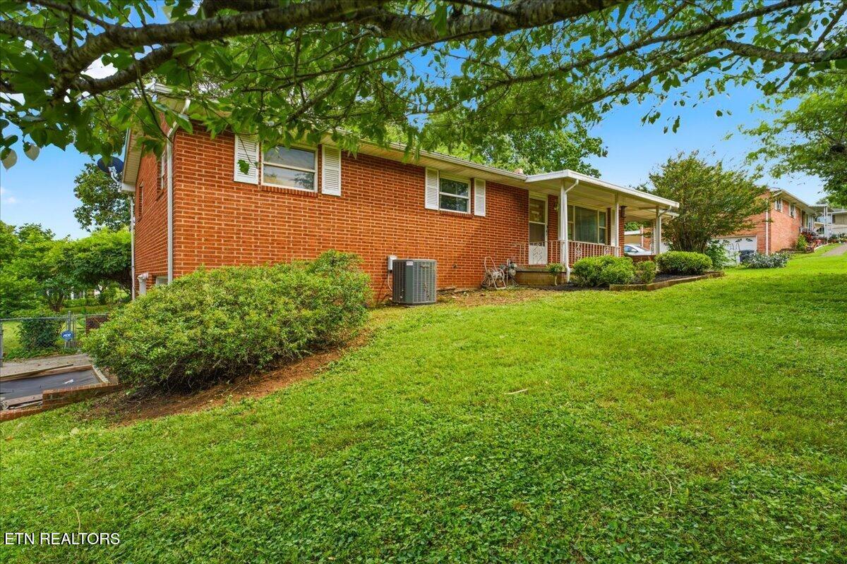 4312 Comet Lane Knoxville TN 37914