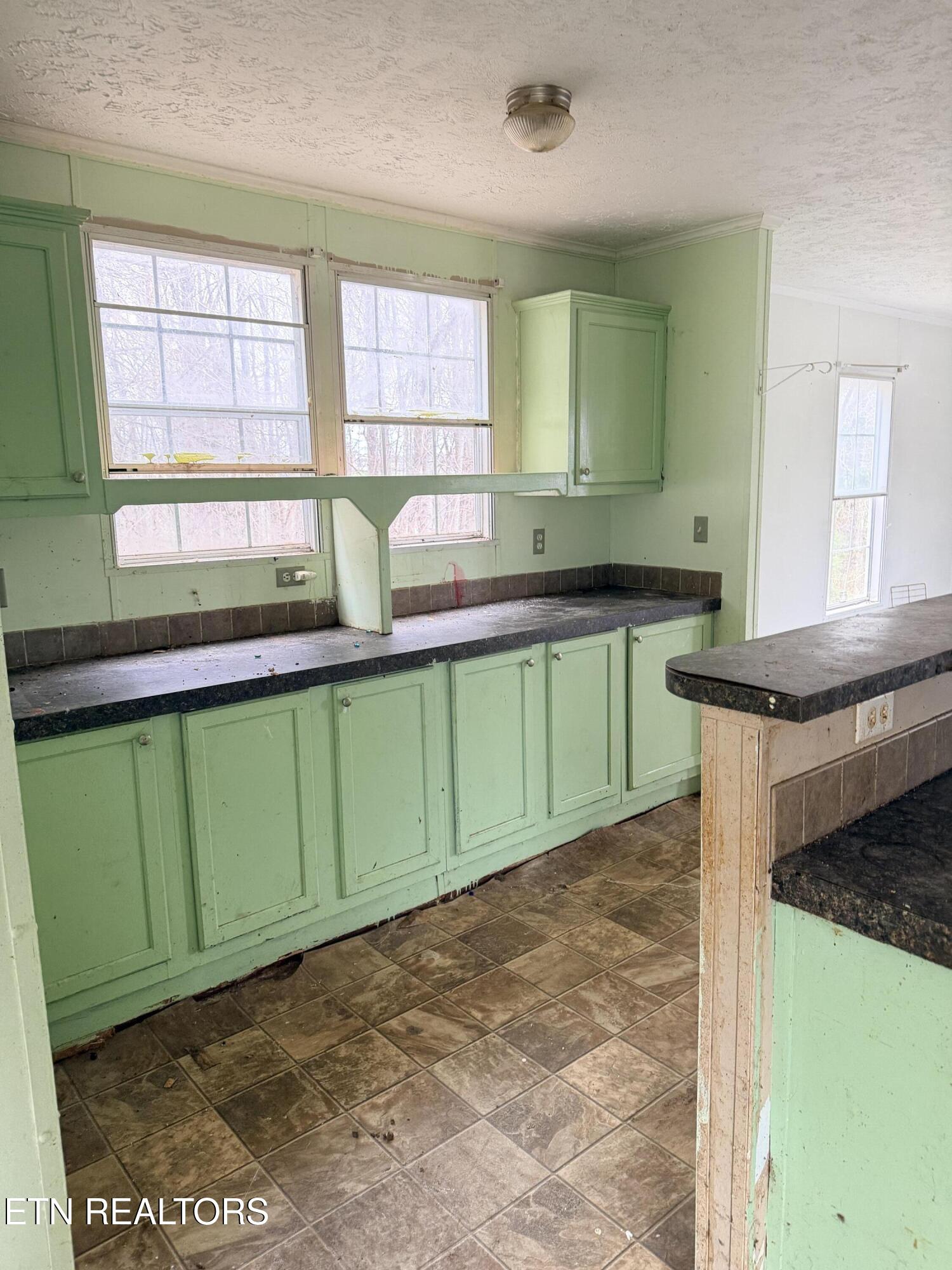 493 County Road 298 Sweetwater TN 37874