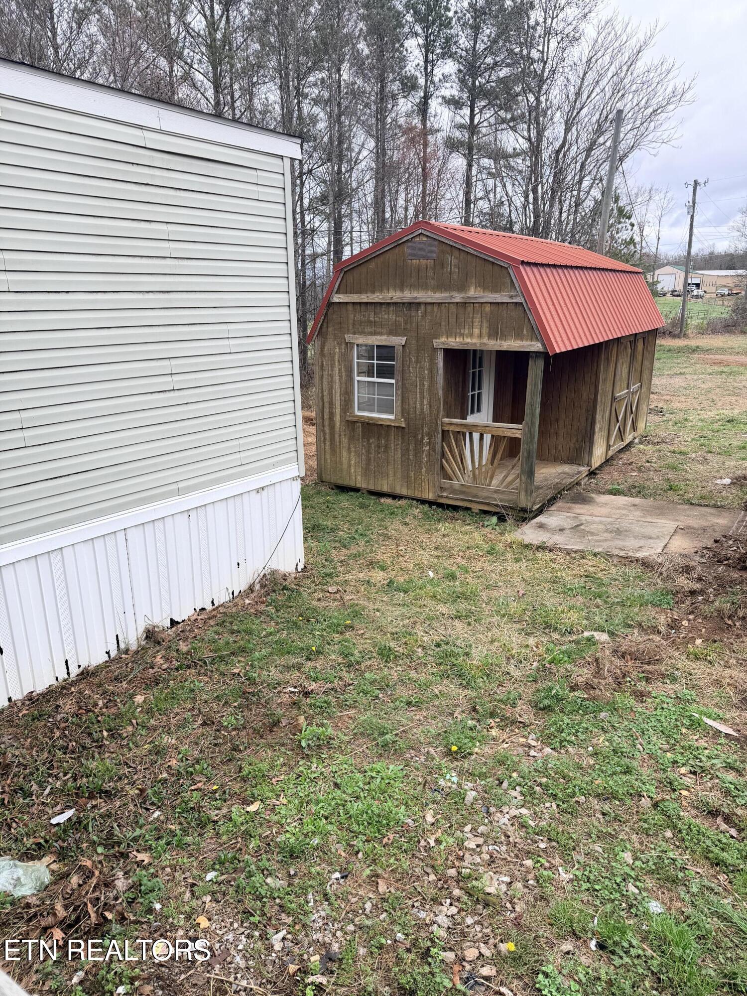 493 County Road 298 Sweetwater TN 37874