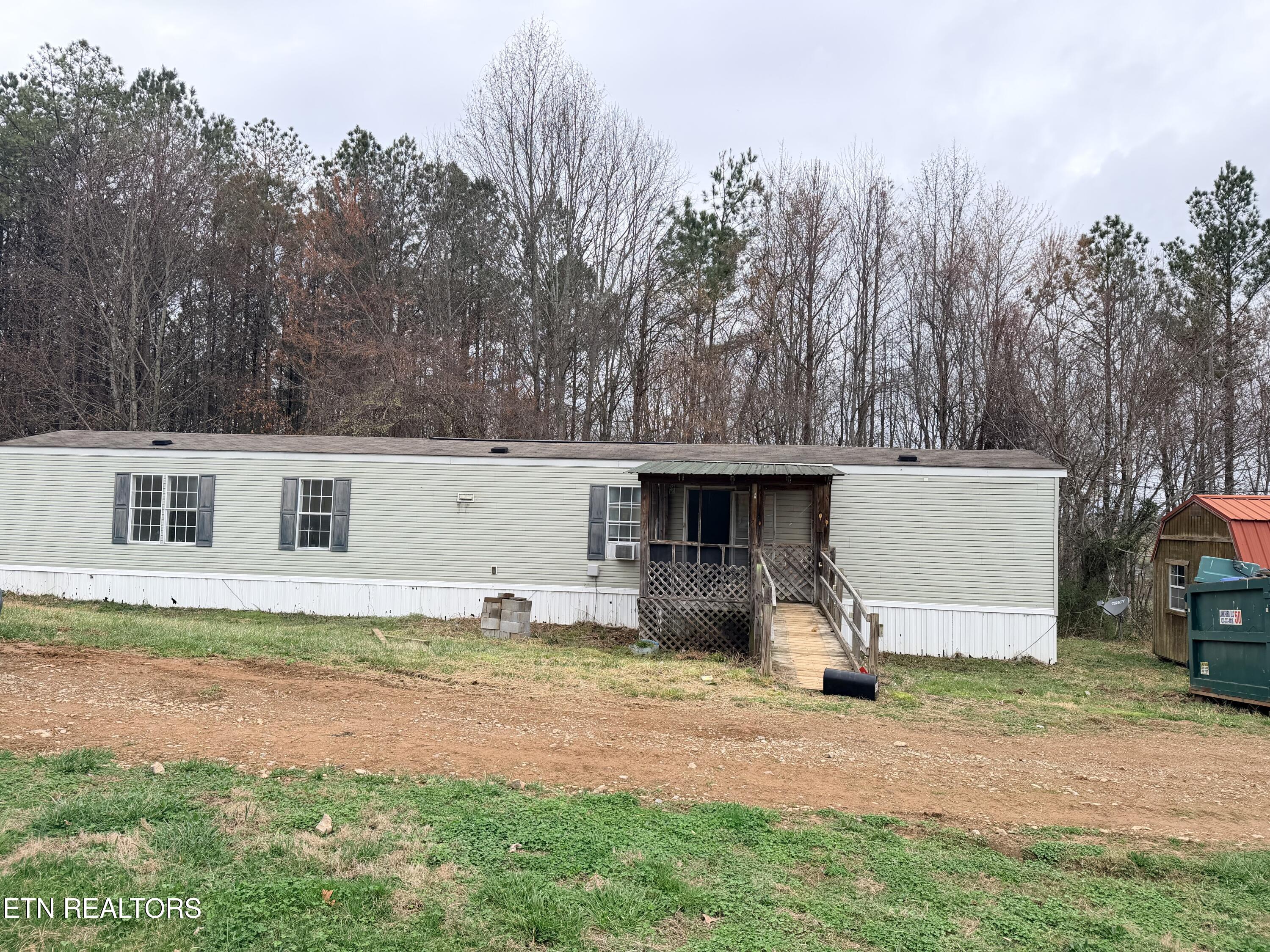 493 County Road 298 Sweetwater TN 37874