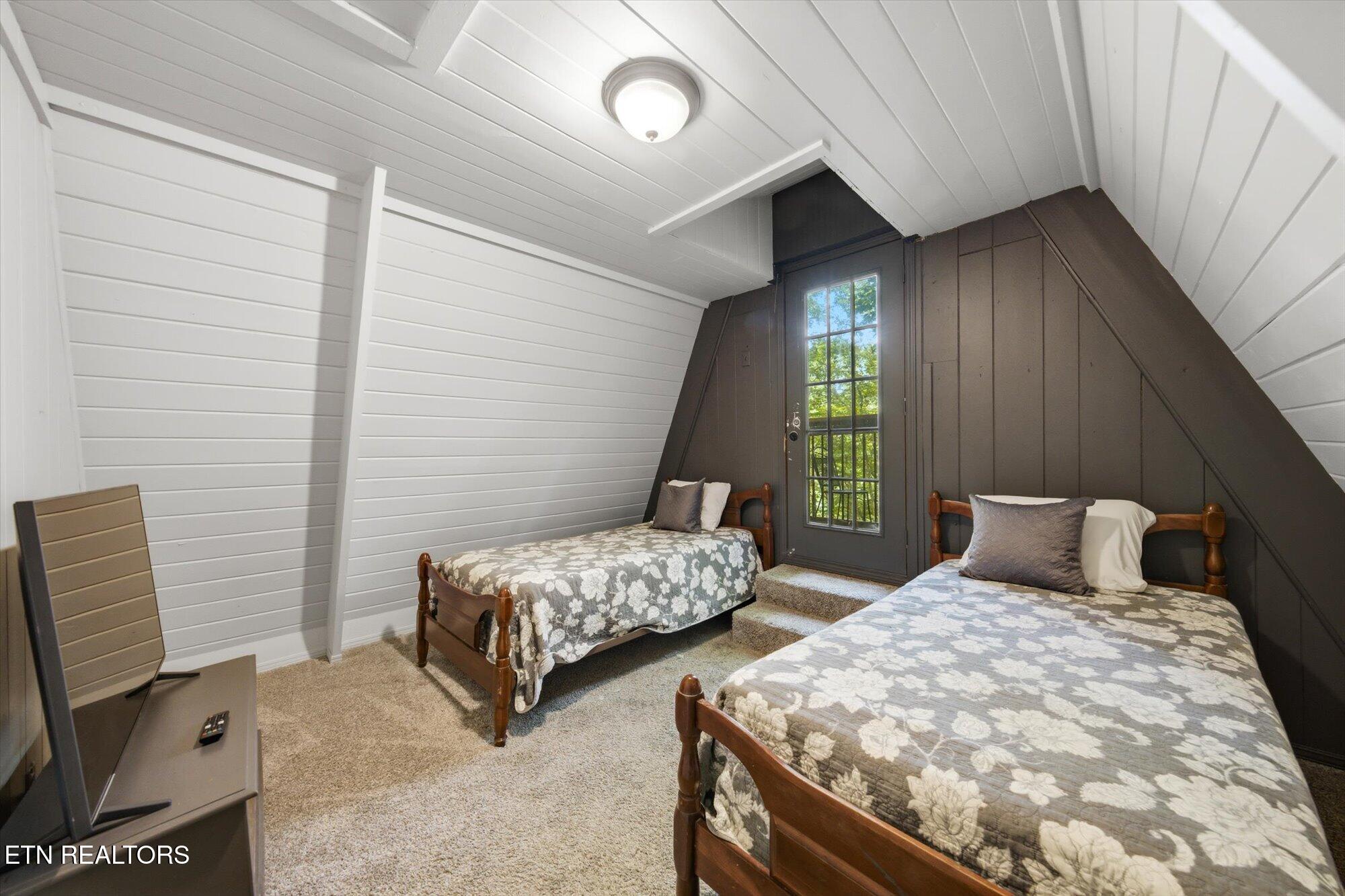 1215 N Baden Drive Gatlinburg TN 37738