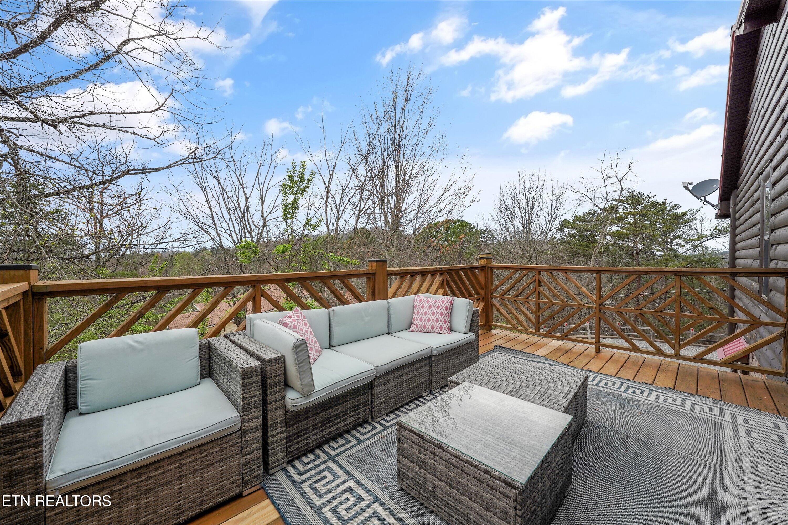 831 Lloyd Huskey Road Pigeon Forge TN 37863