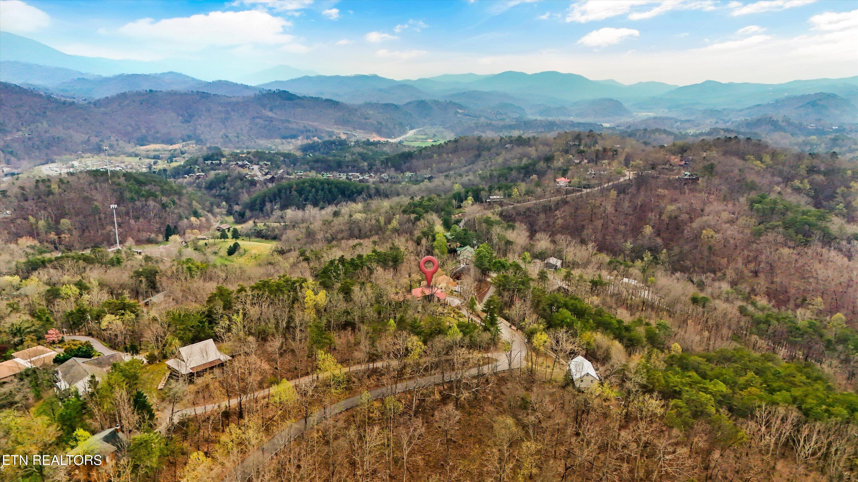 831 Lloyd Huskey Road Pigeon Forge TN 37863