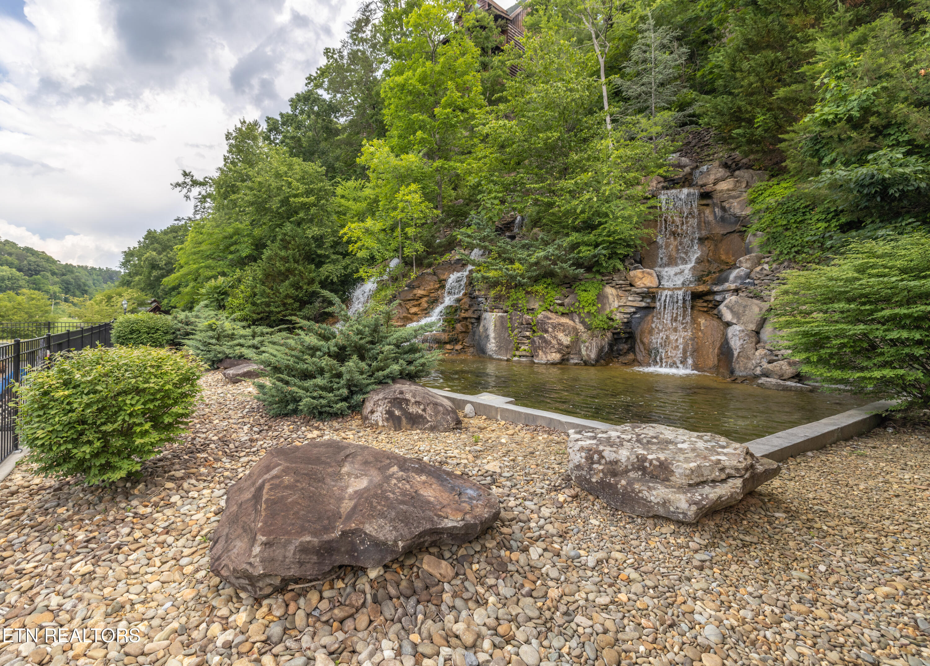 1109 Antelope Way Sevierville TN 37862