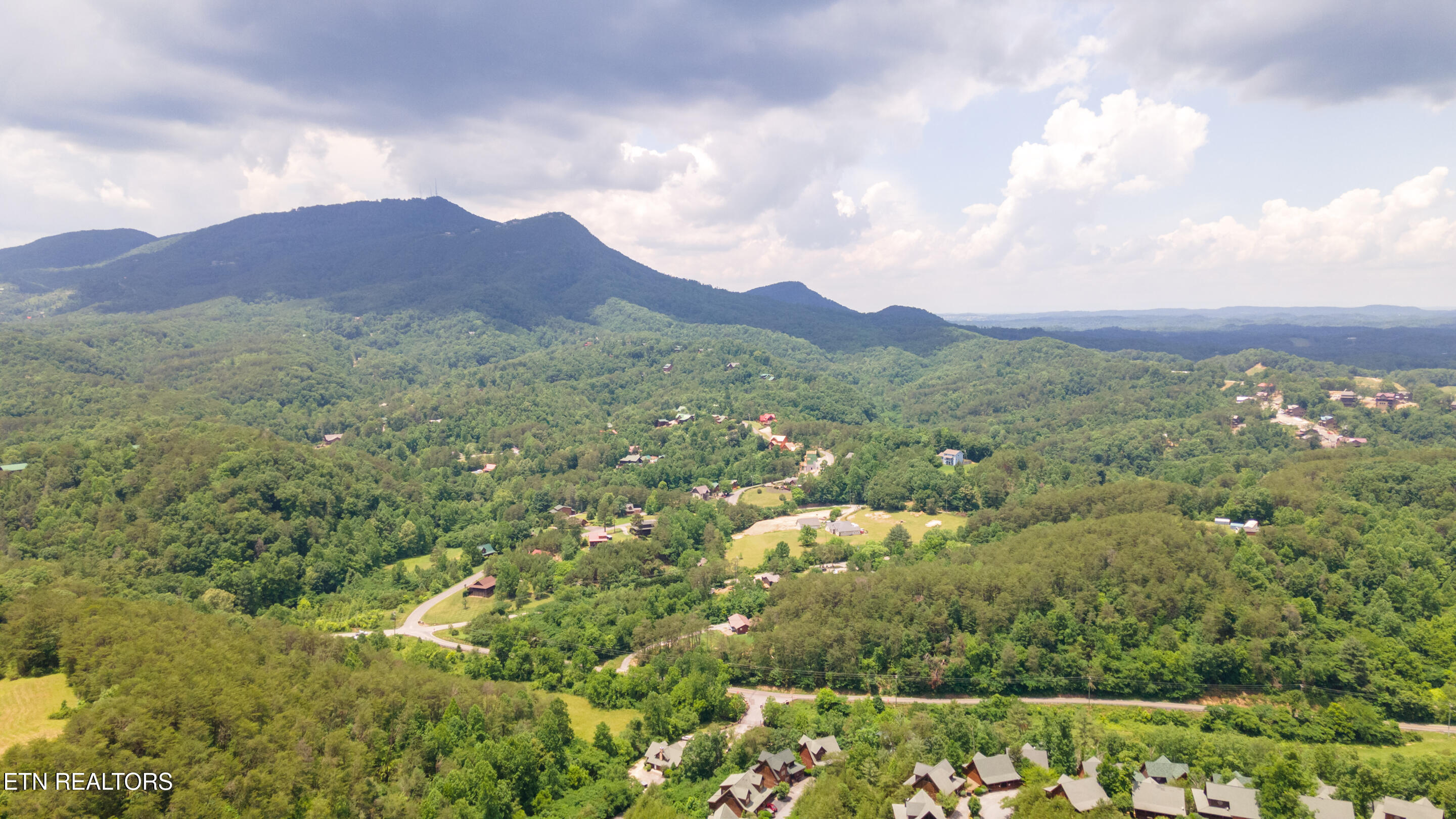 1109 Antelope Way Sevierville TN 37862