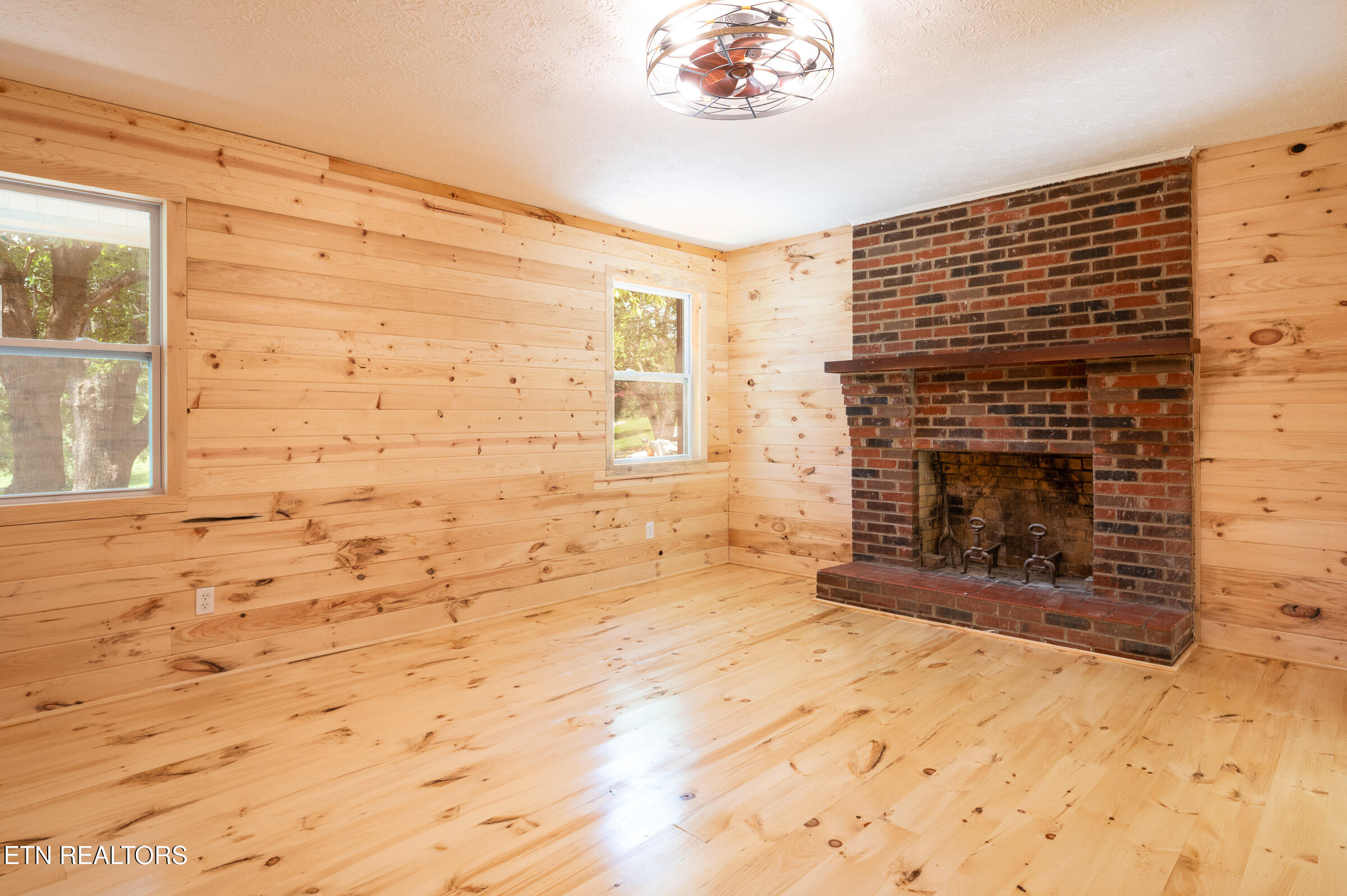 474 Bank Street Tellico Plains TN 37385