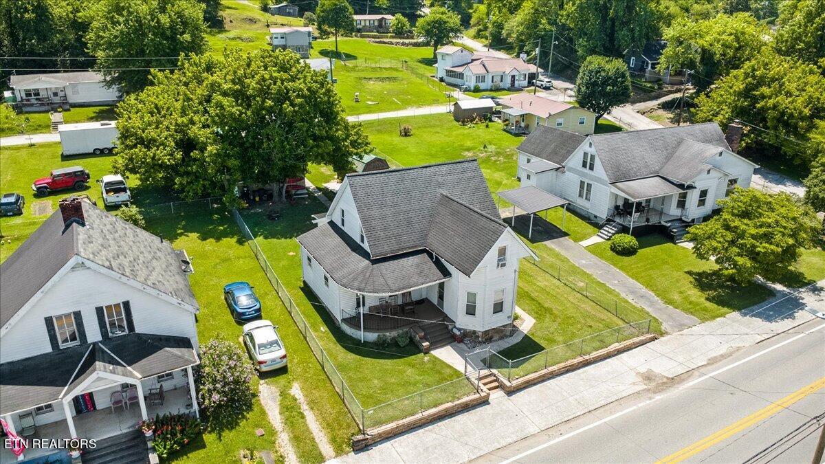 781 S Main Street Jellico TN 37762