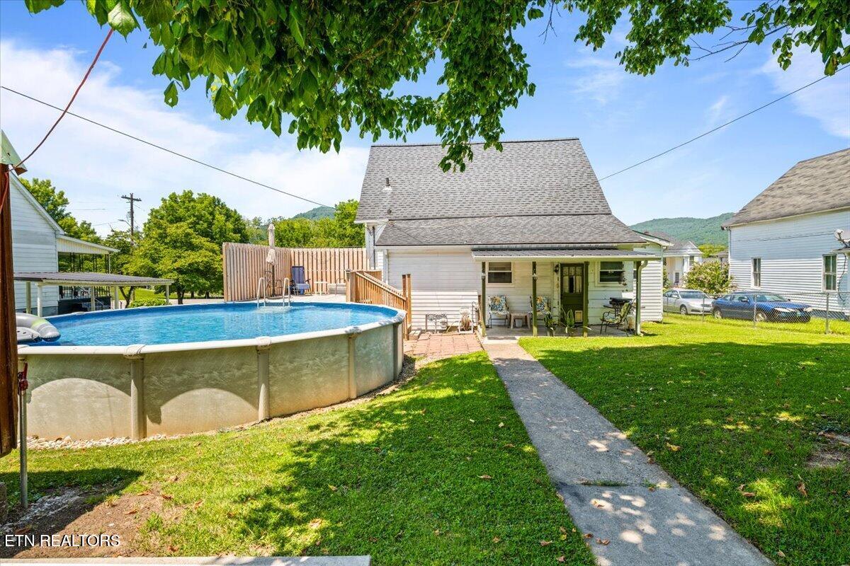 781 S Main Street Jellico TN 37762