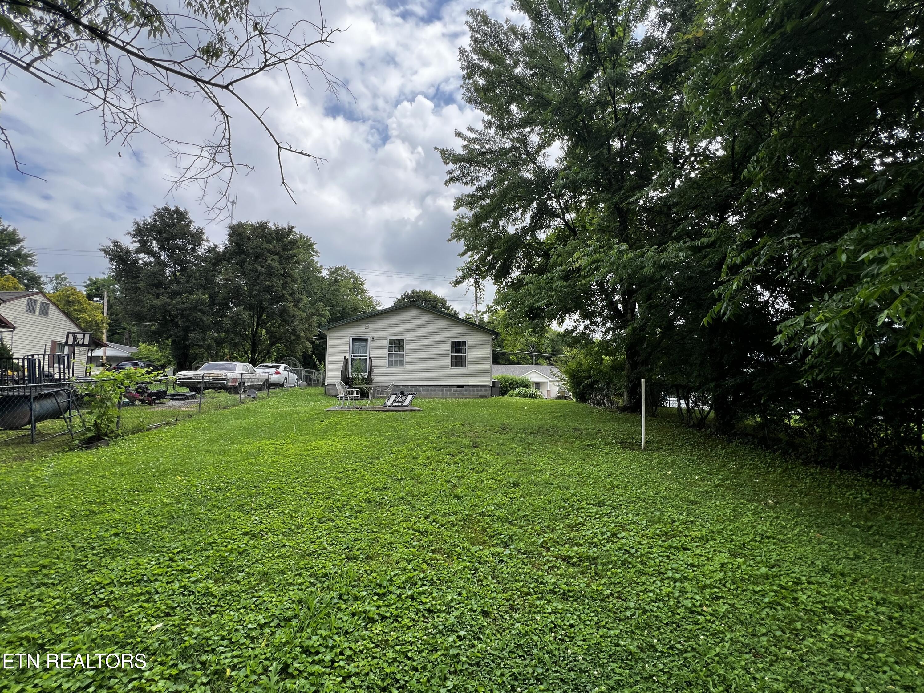 3321 Thomas Street Knoxville TN 37921