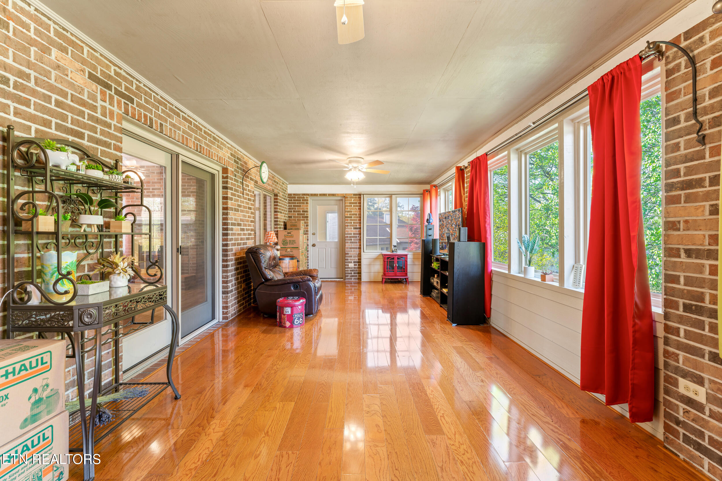 3201 Roanoke Circle Knoxville TN 37920
