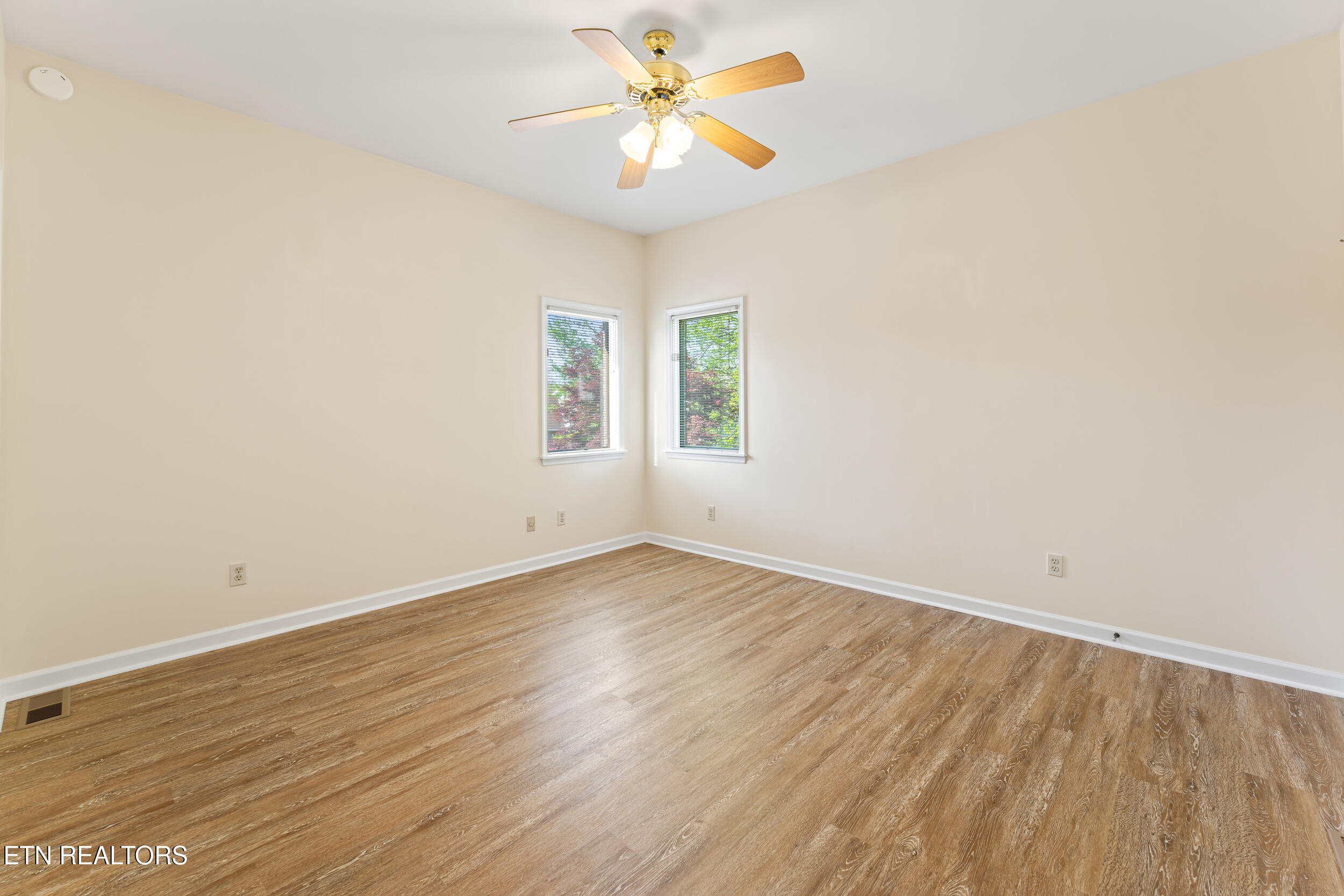 3201 Roanoke Circle Knoxville TN 37920