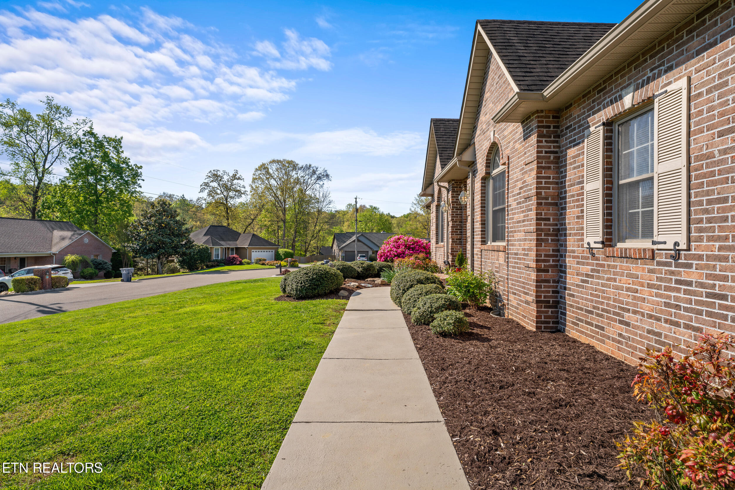 3201 Roanoke Circle Knoxville TN 37920