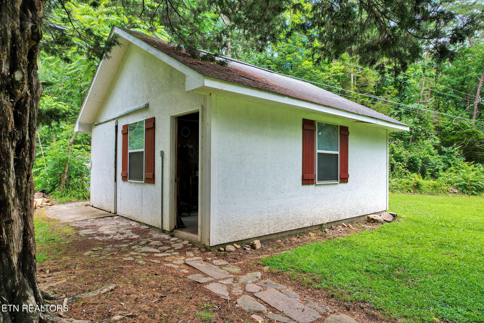 718 Dewind Drive Pikeville TN 37367