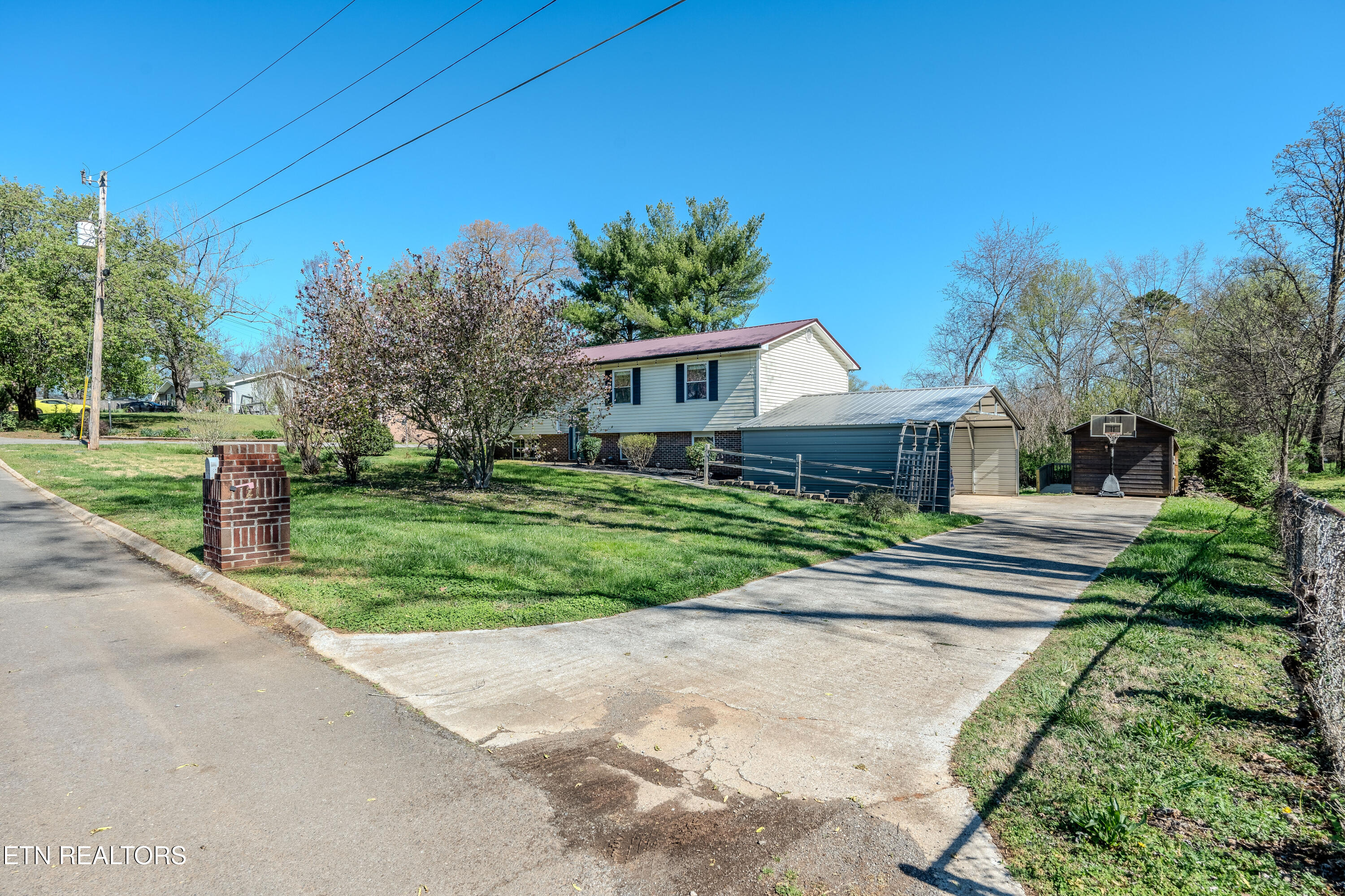 212 Virginia Drive Seymour TN 37865