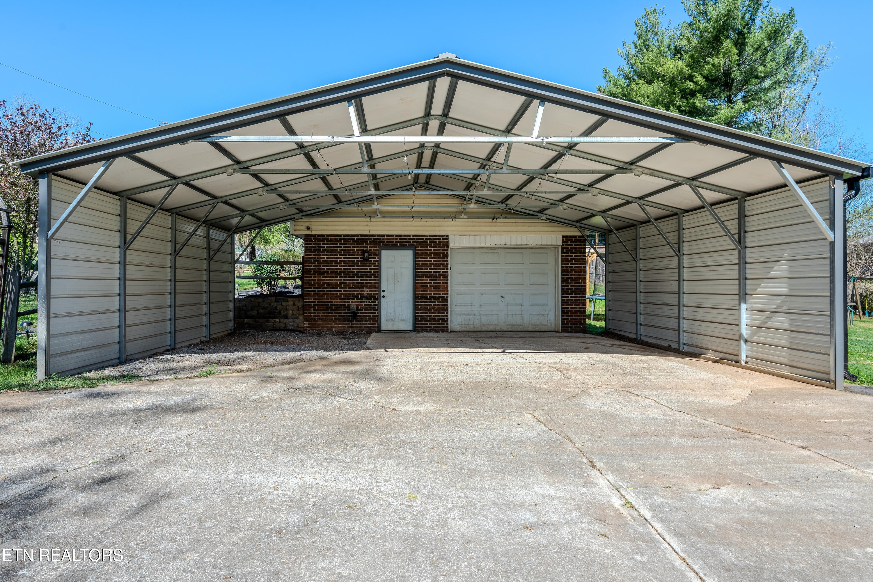 212 Virginia Drive Seymour TN 37865