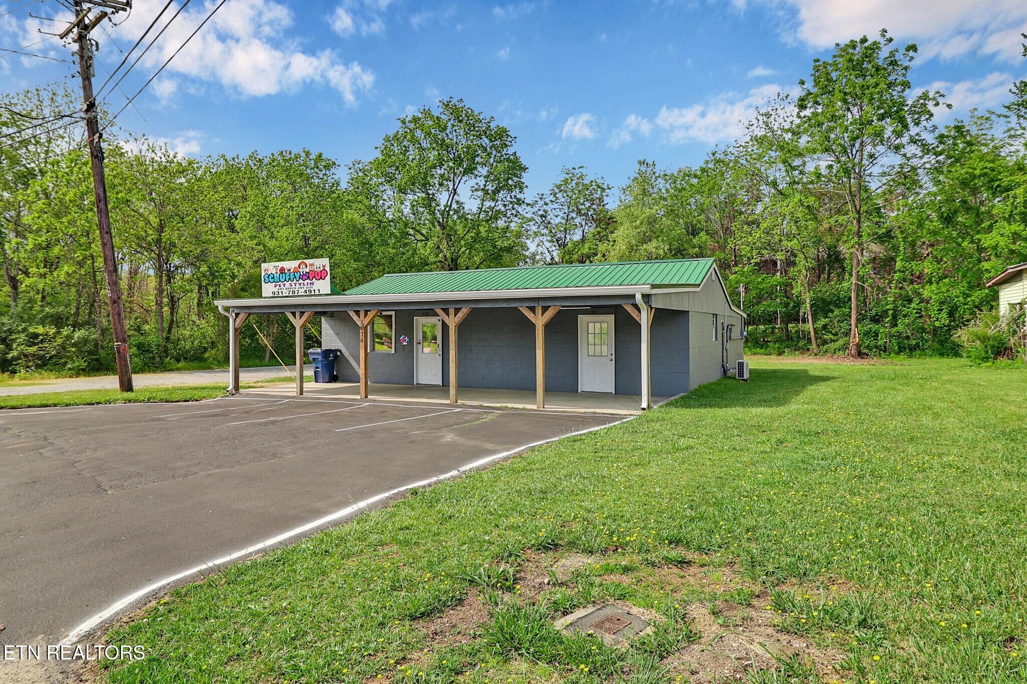 1074 S Main Street Crossville TN 38555