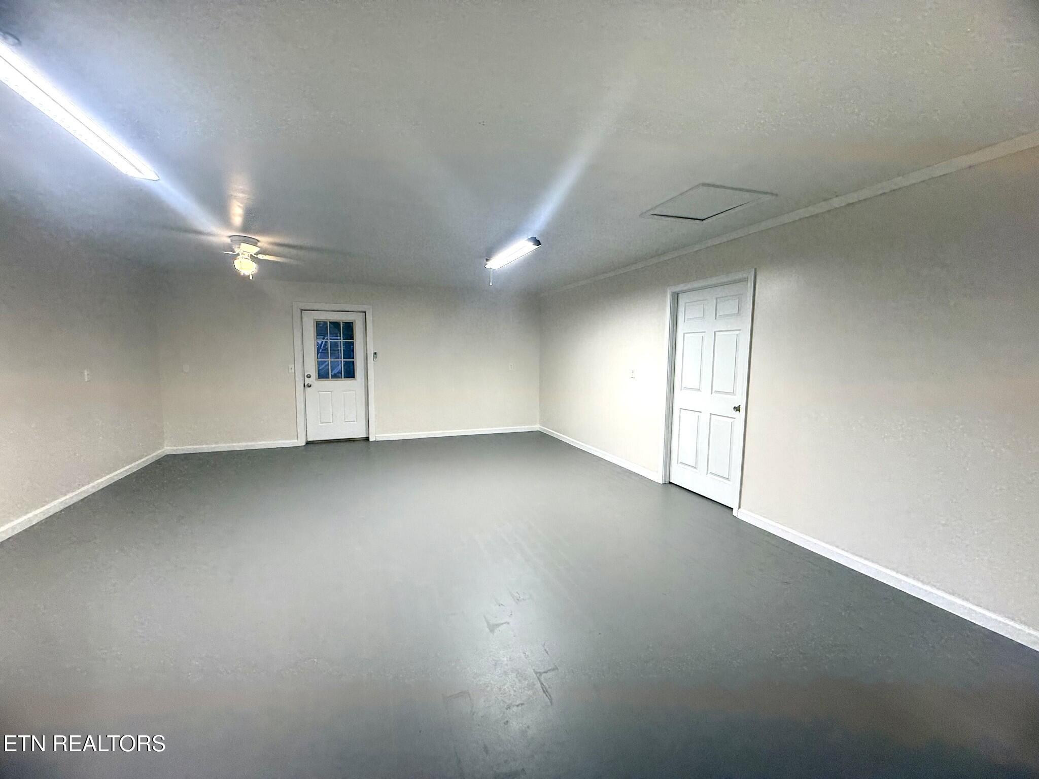 1074 S Main Street Crossville TN 38555