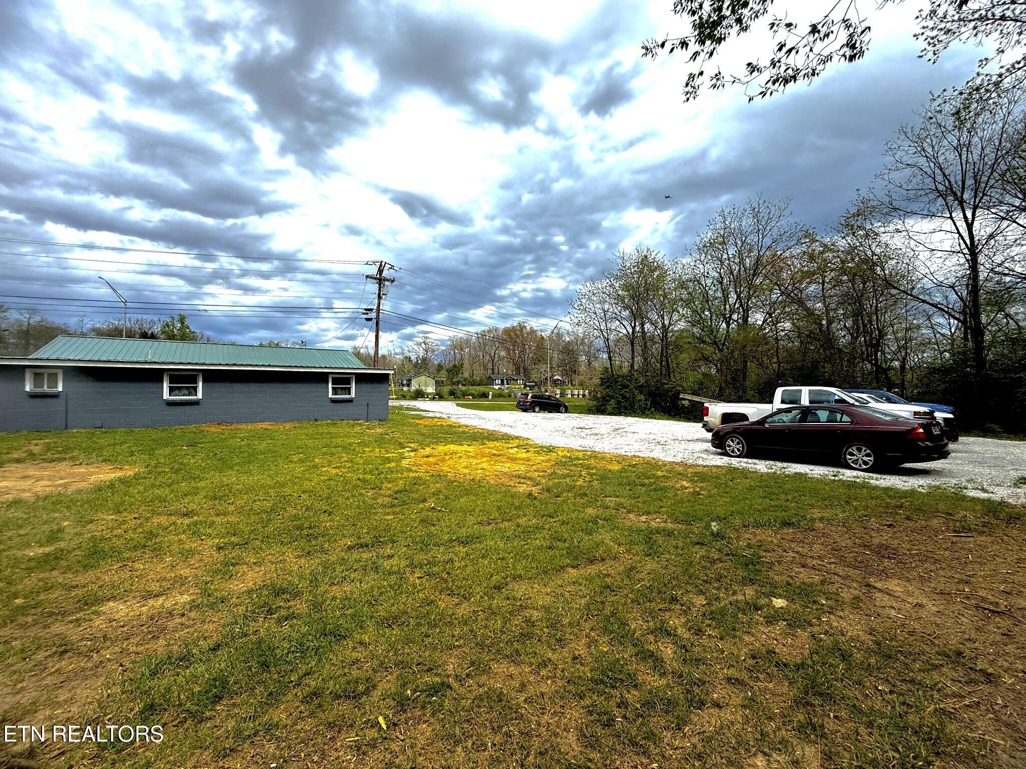 1074 S Main Street Crossville TN 38555