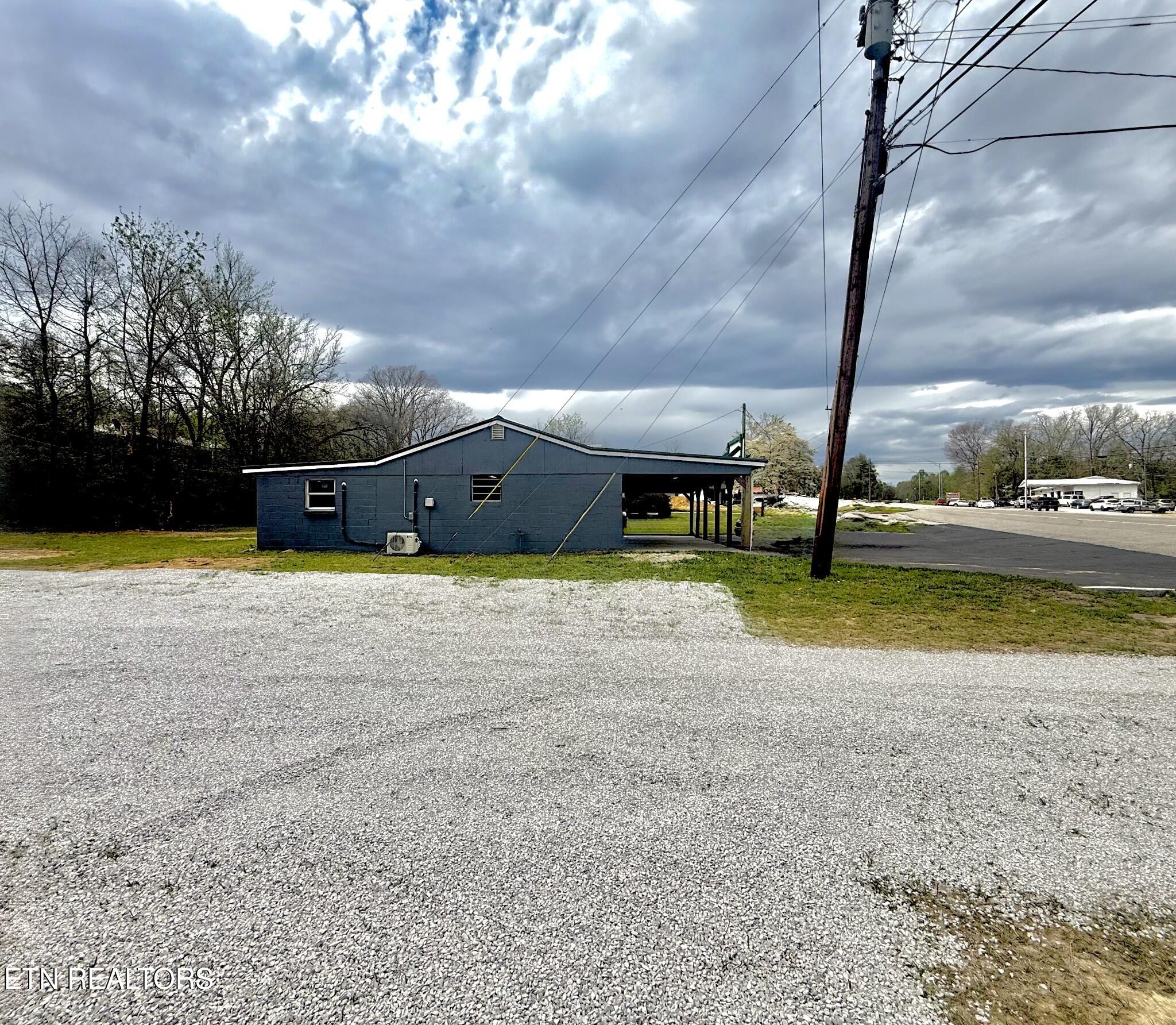 1074 S Main Street Crossville TN 38555