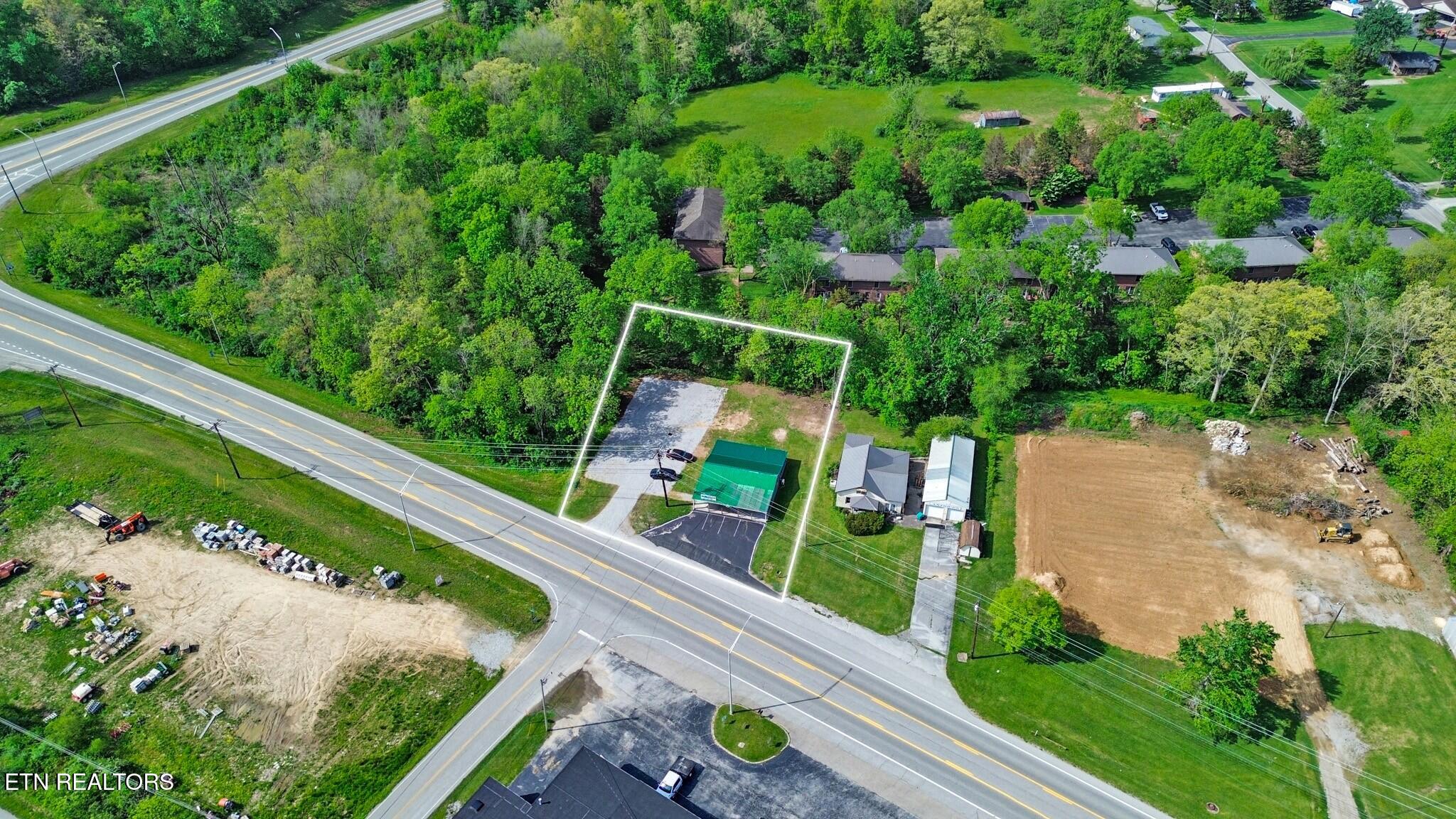 1074 S Main Street Crossville TN 38555