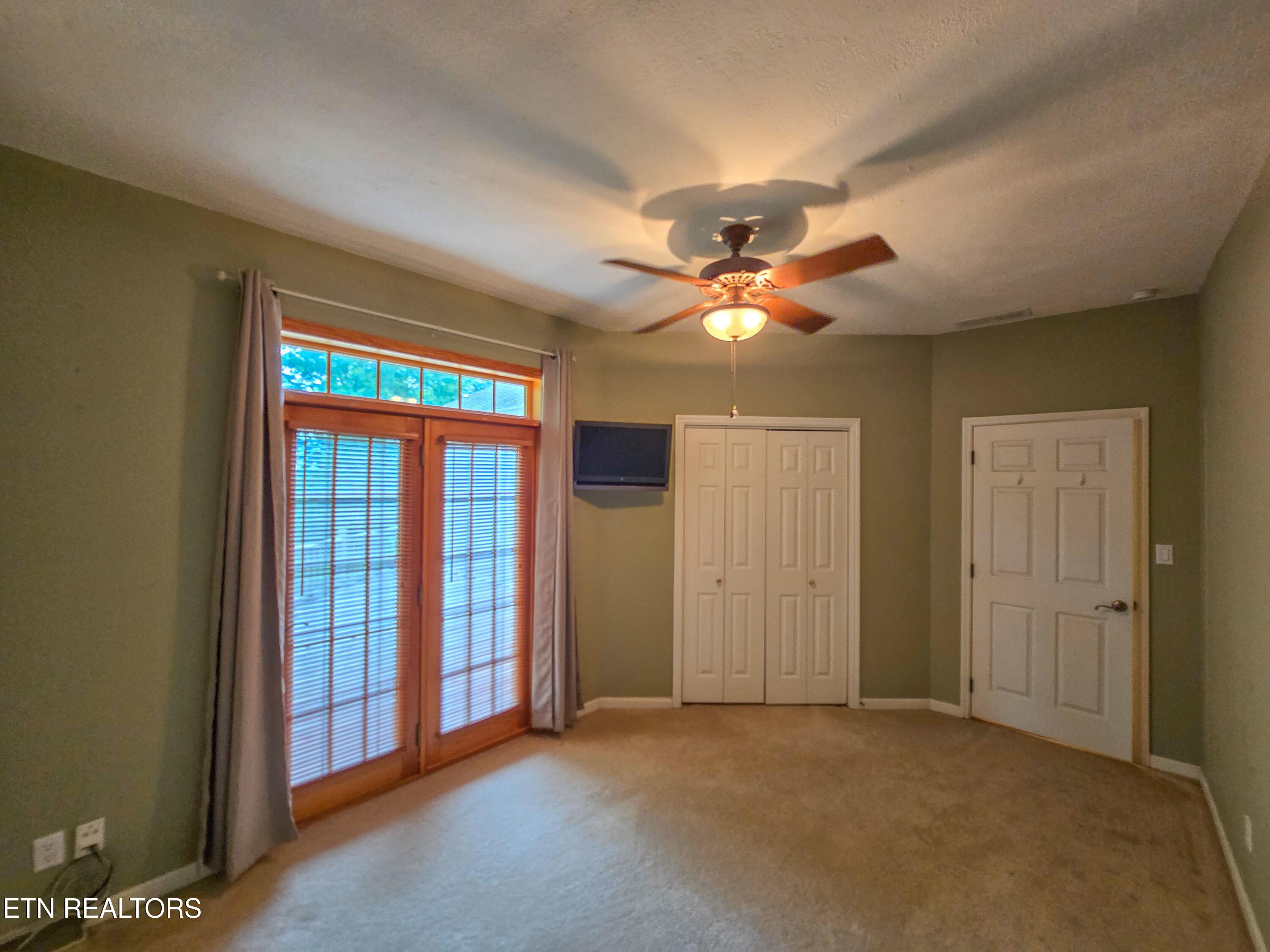 337 Fox Ridge Lane Caryville TN 37714