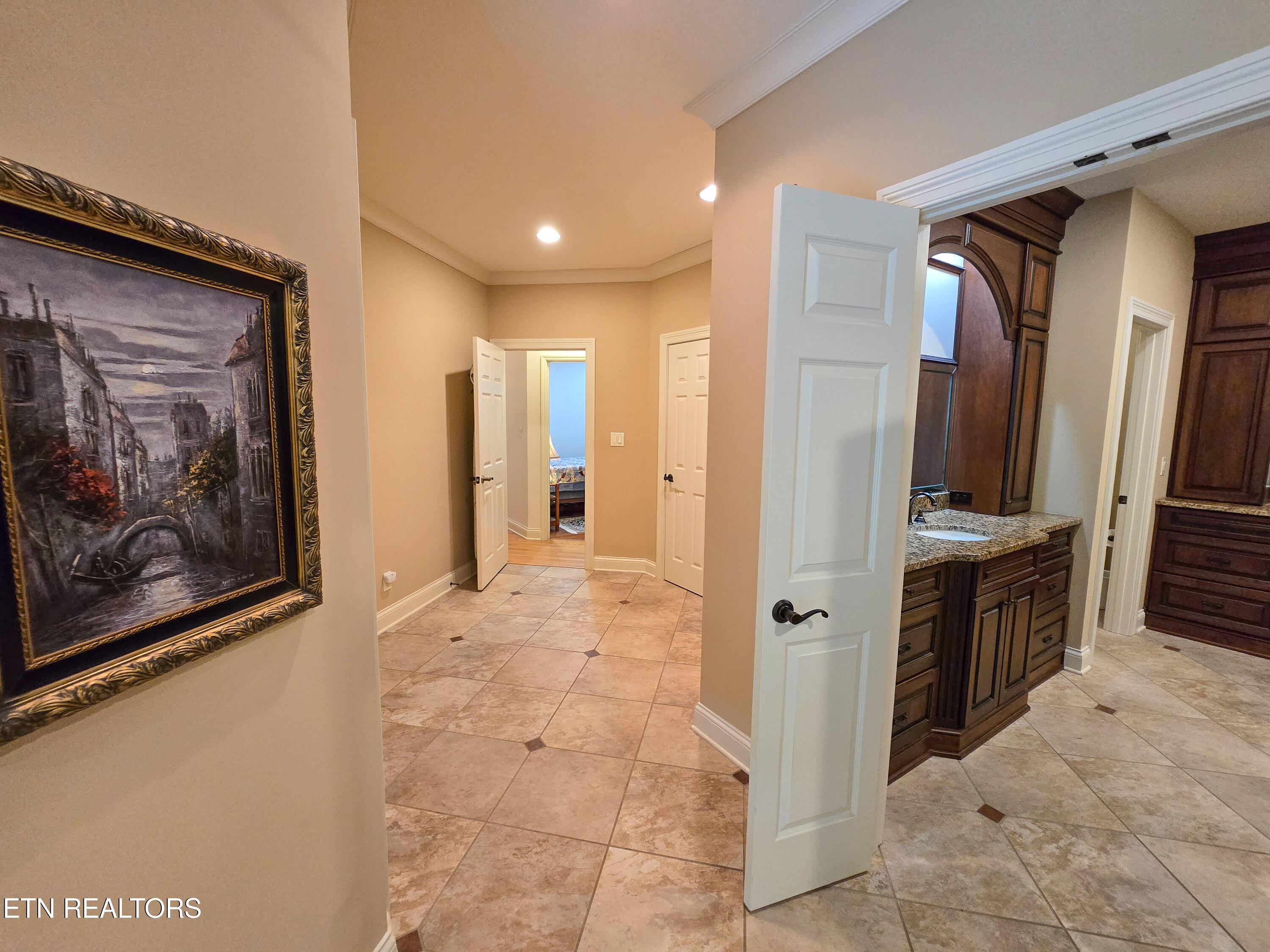 337 Fox Ridge Lane Caryville TN 37714