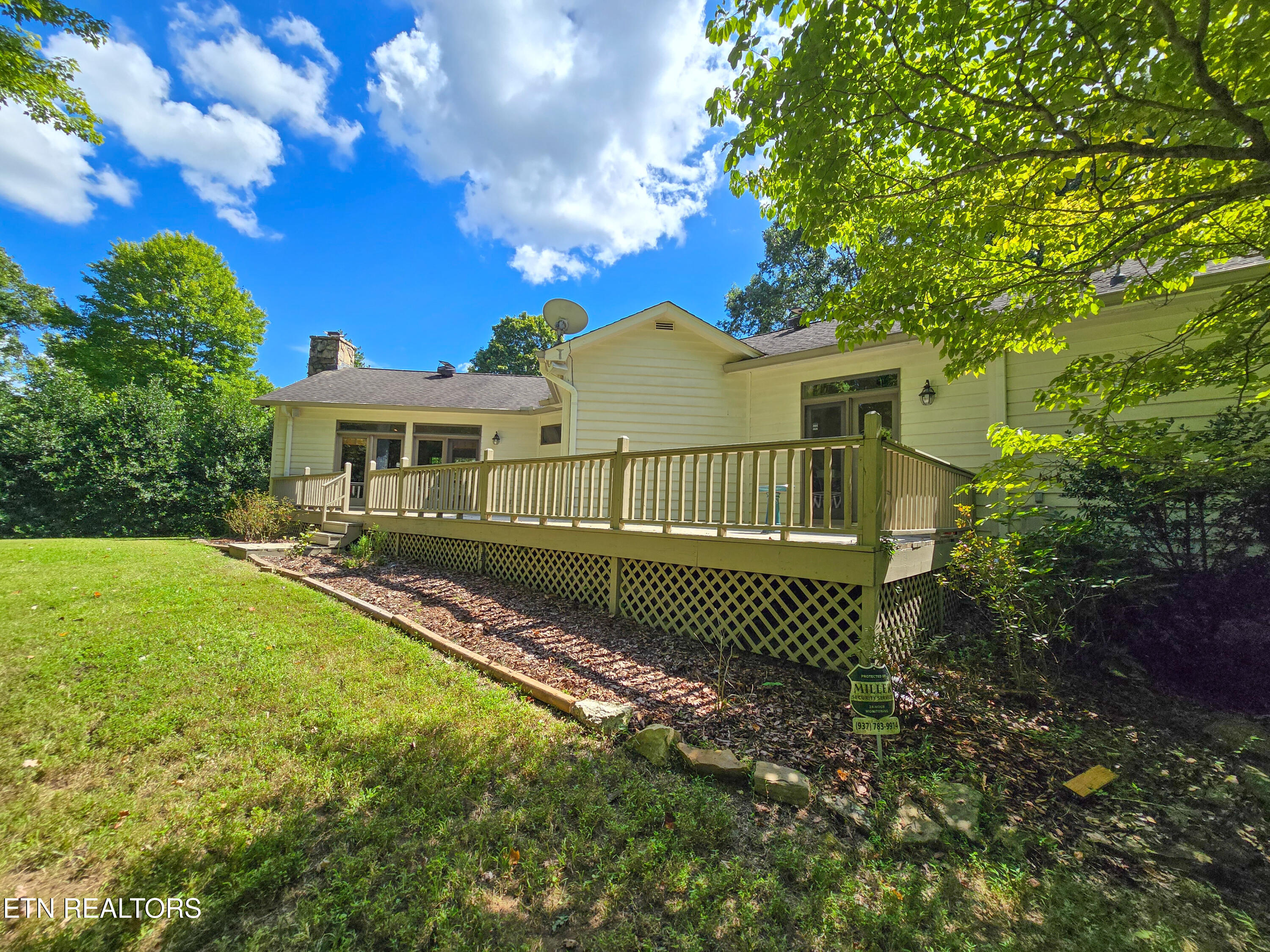 337 Fox Ridge Lane Caryville TN 37714