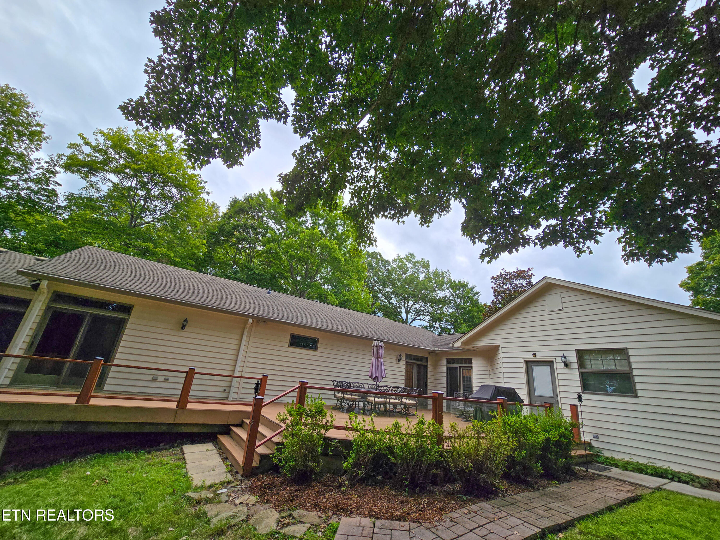 337 Fox Ridge Lane Caryville TN 37714