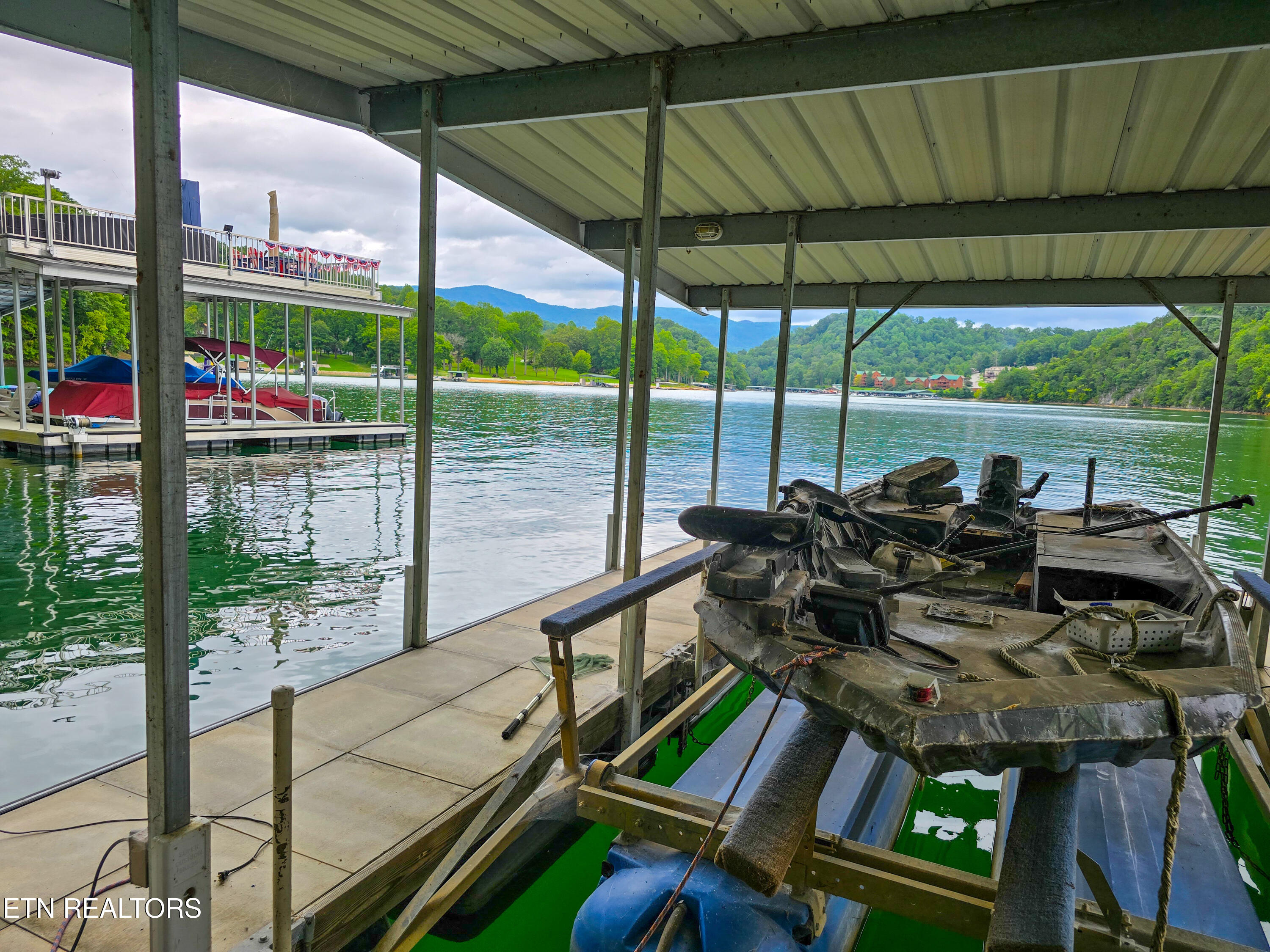 337 Fox Ridge Lane Caryville TN 37714