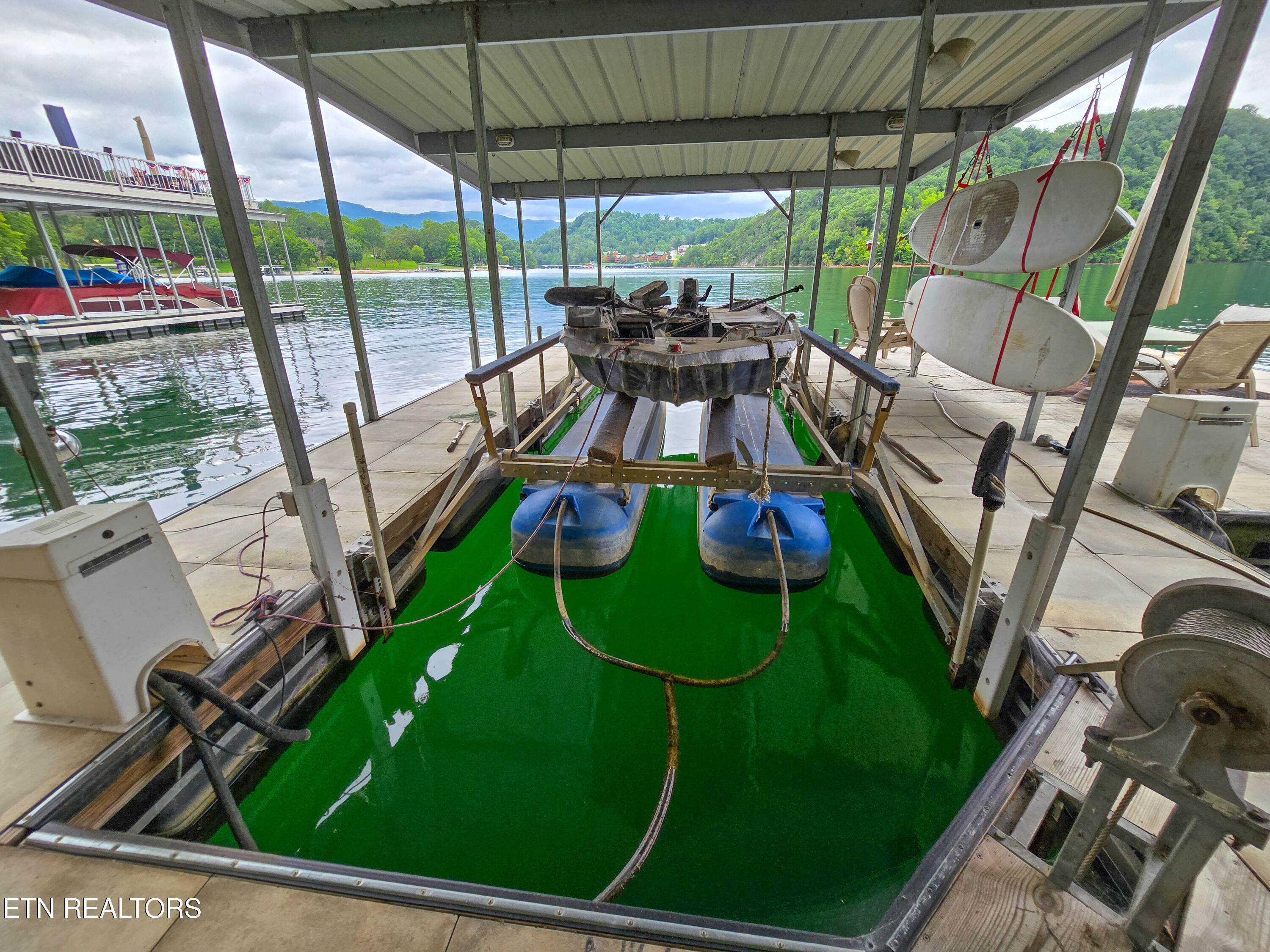 337 Fox Ridge Lane Caryville TN 37714