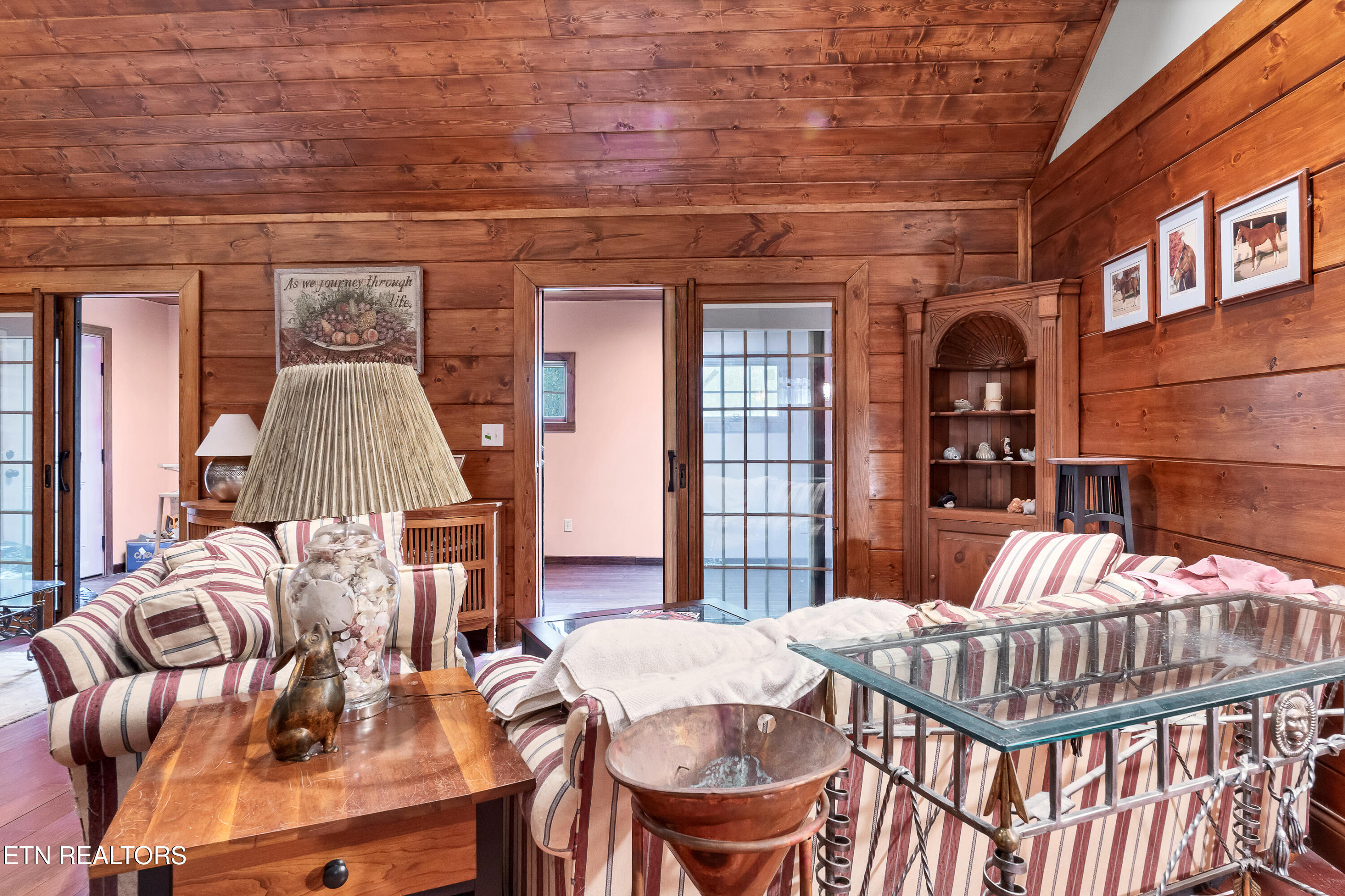 2566 Smithfield Road Tellico Plains TN 37385