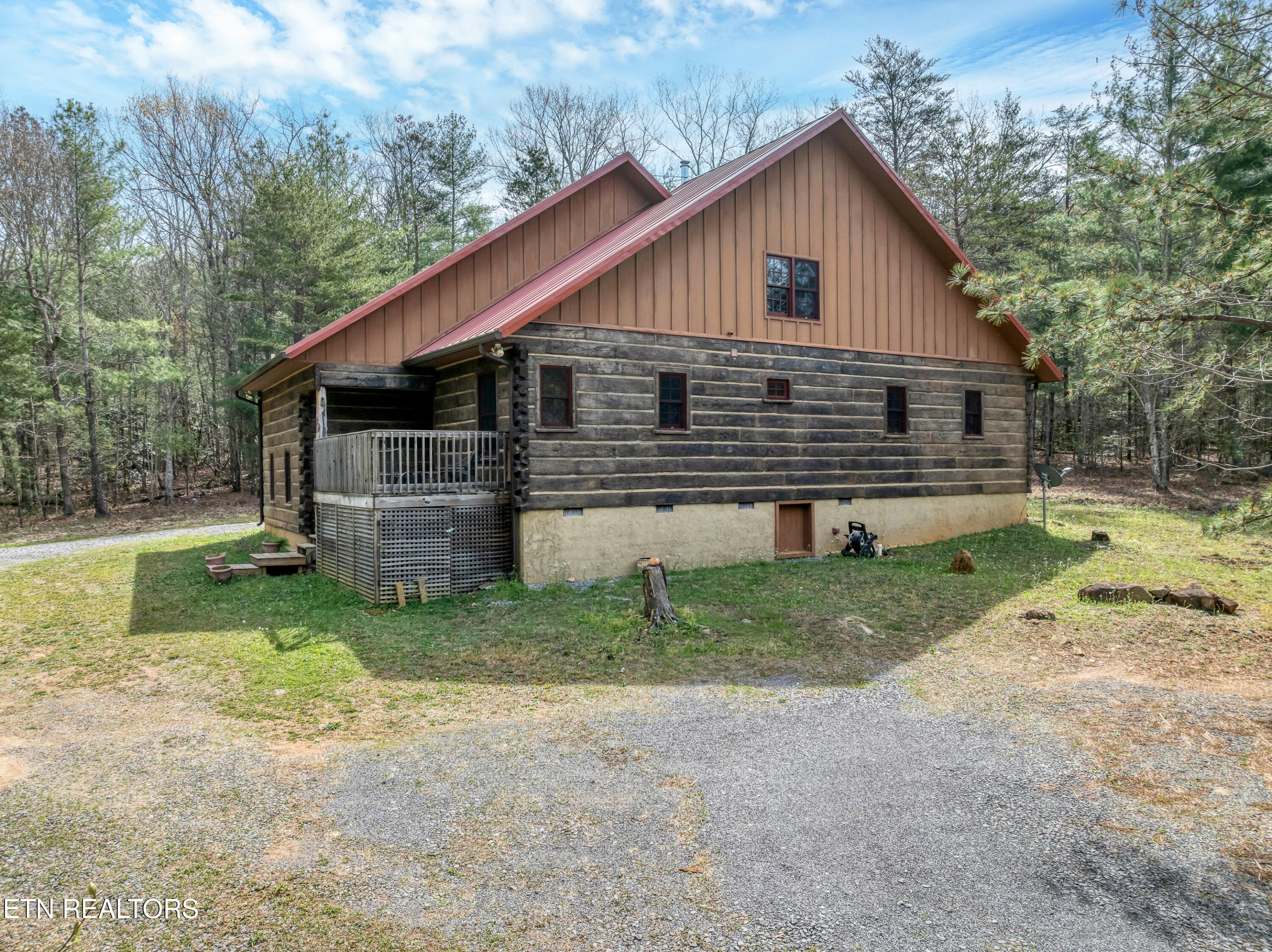 2566 Smithfield Road Tellico Plains TN 37385