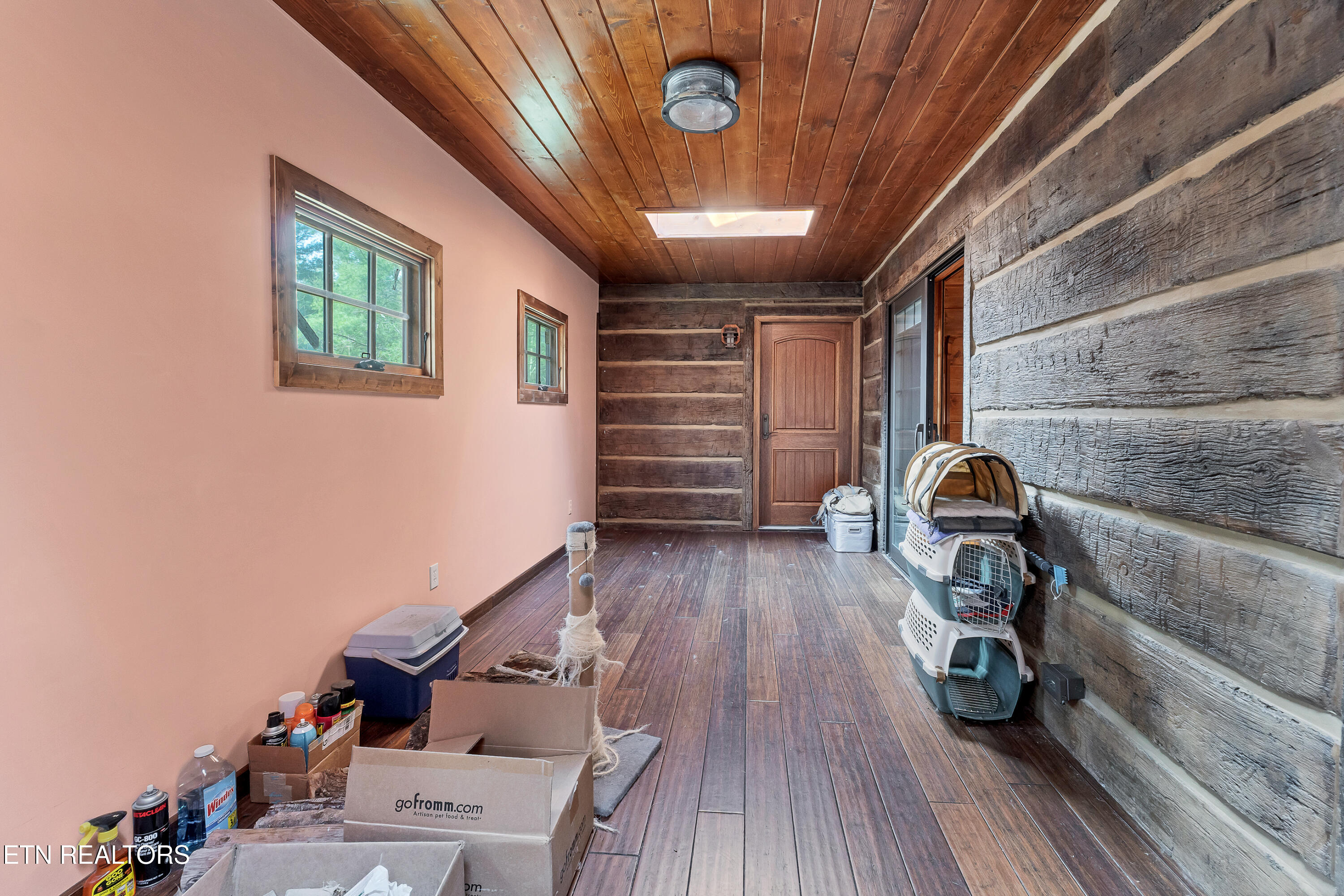 2566 Smithfield Road Tellico Plains TN 37385