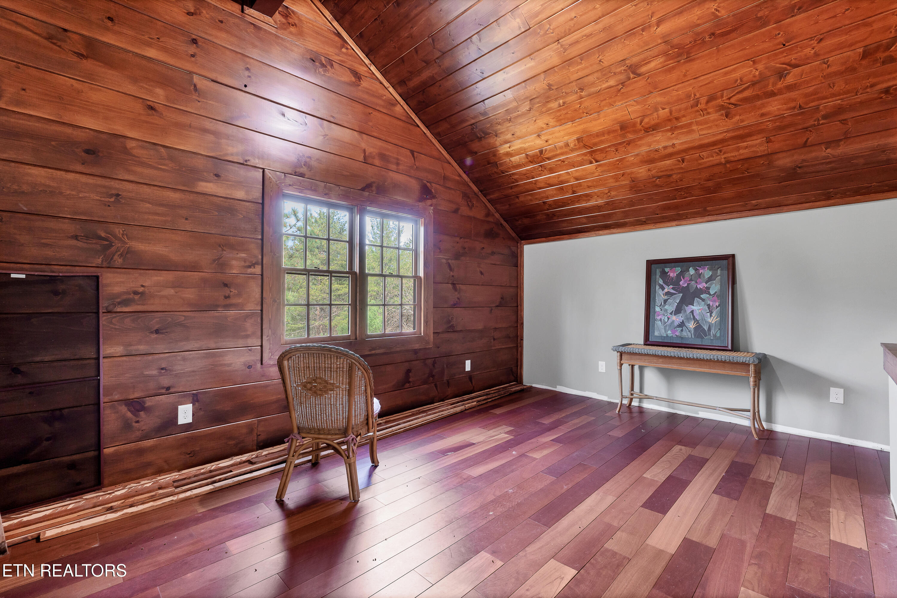 2566 Smithfield Road Tellico Plains TN 37385