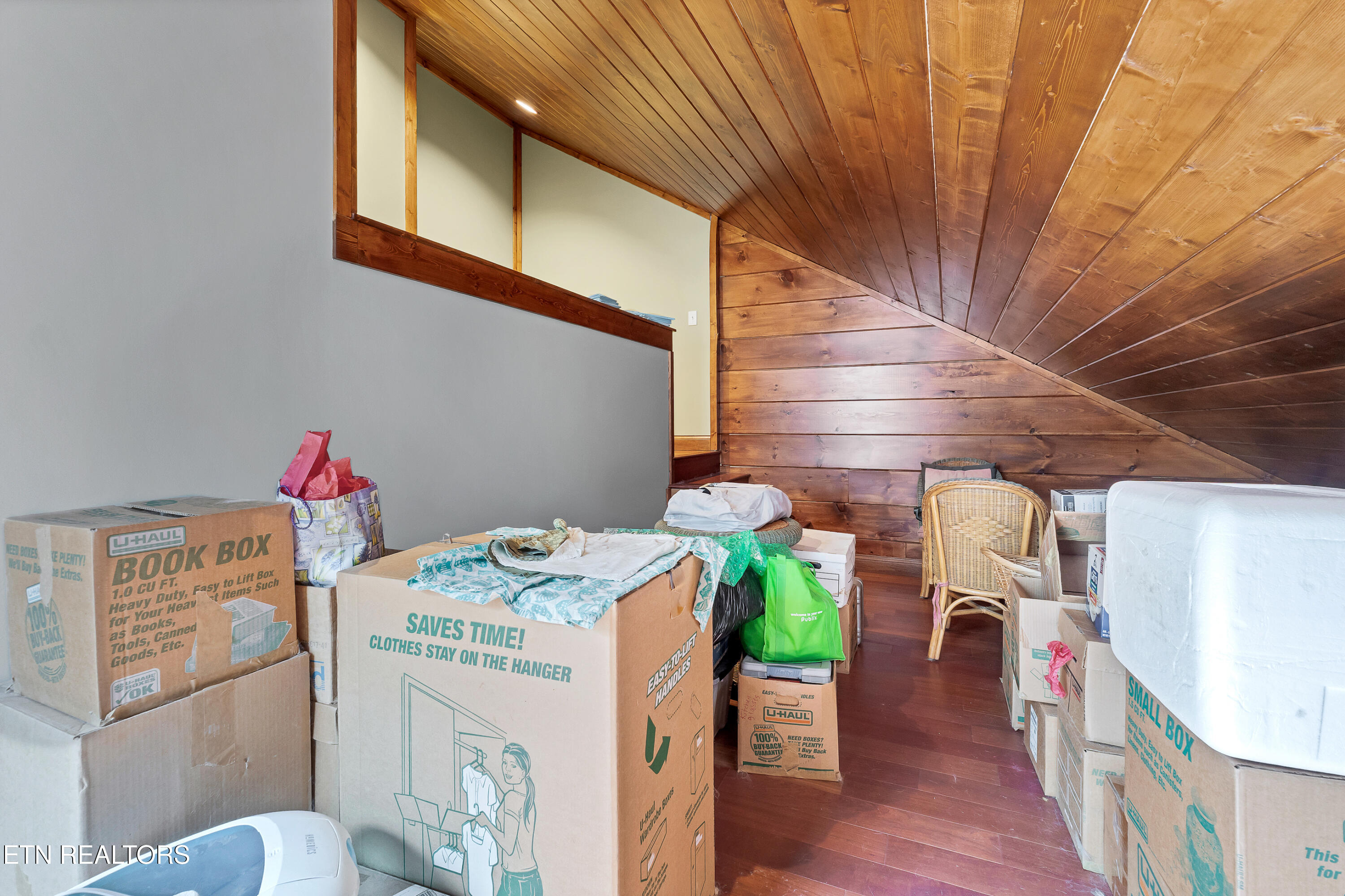 2566 Smithfield Road Tellico Plains TN 37385