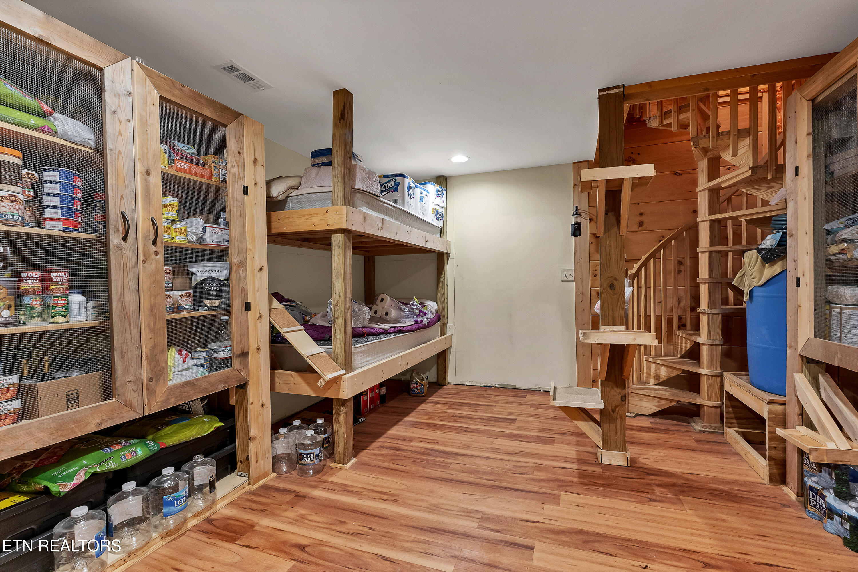2566 Smithfield Road Tellico Plains TN 37385