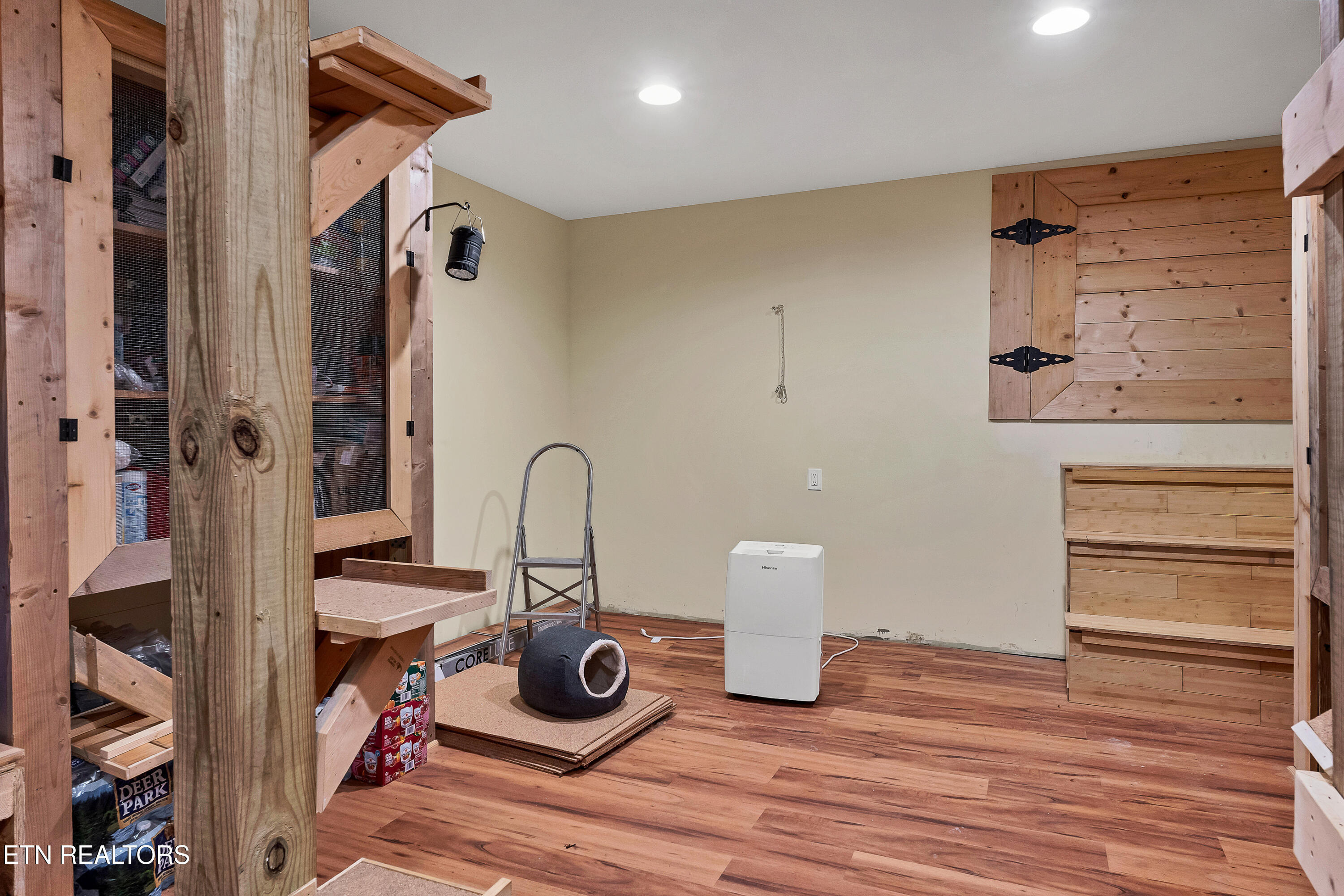 2566 Smithfield Road Tellico Plains TN 37385