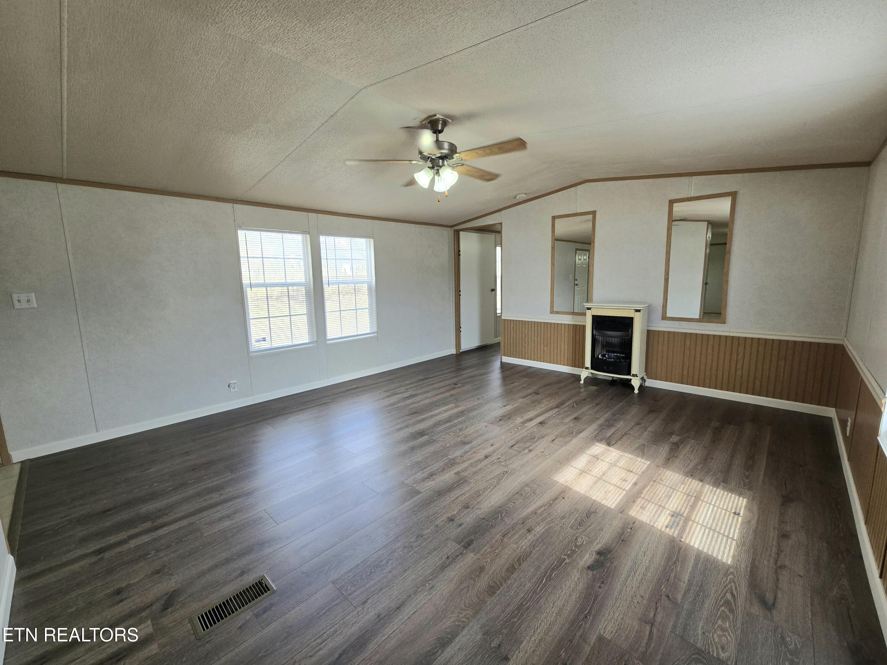 141 Reuben Lane Wartburg TN 37887