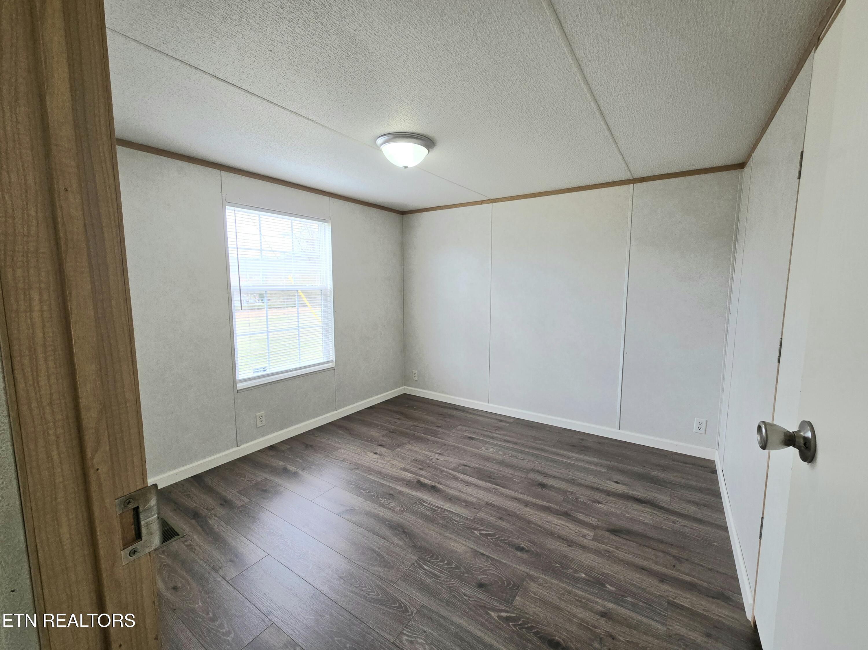 141 Reuben Lane Wartburg TN 37887