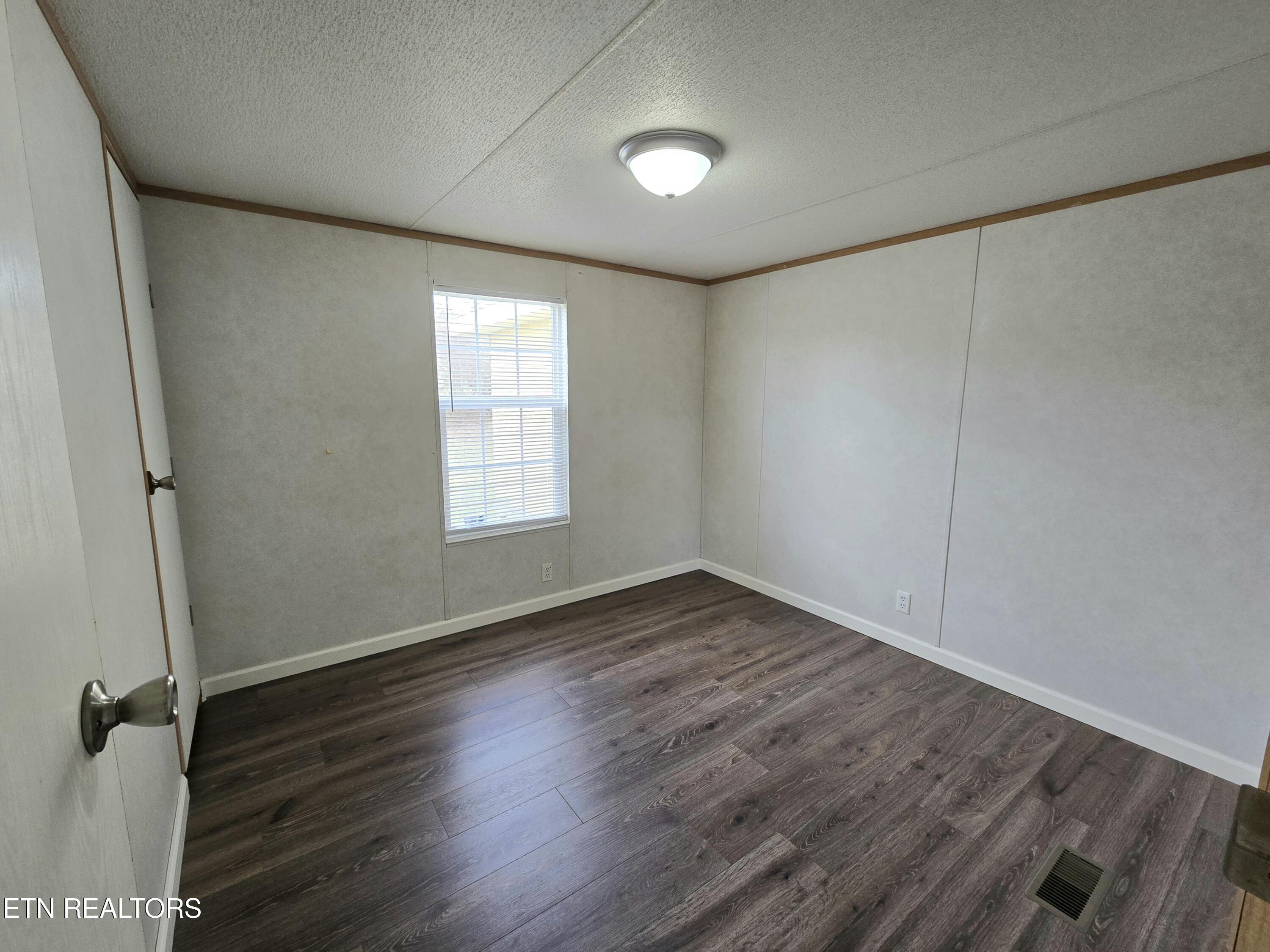 141 Reuben Lane Wartburg TN 37887