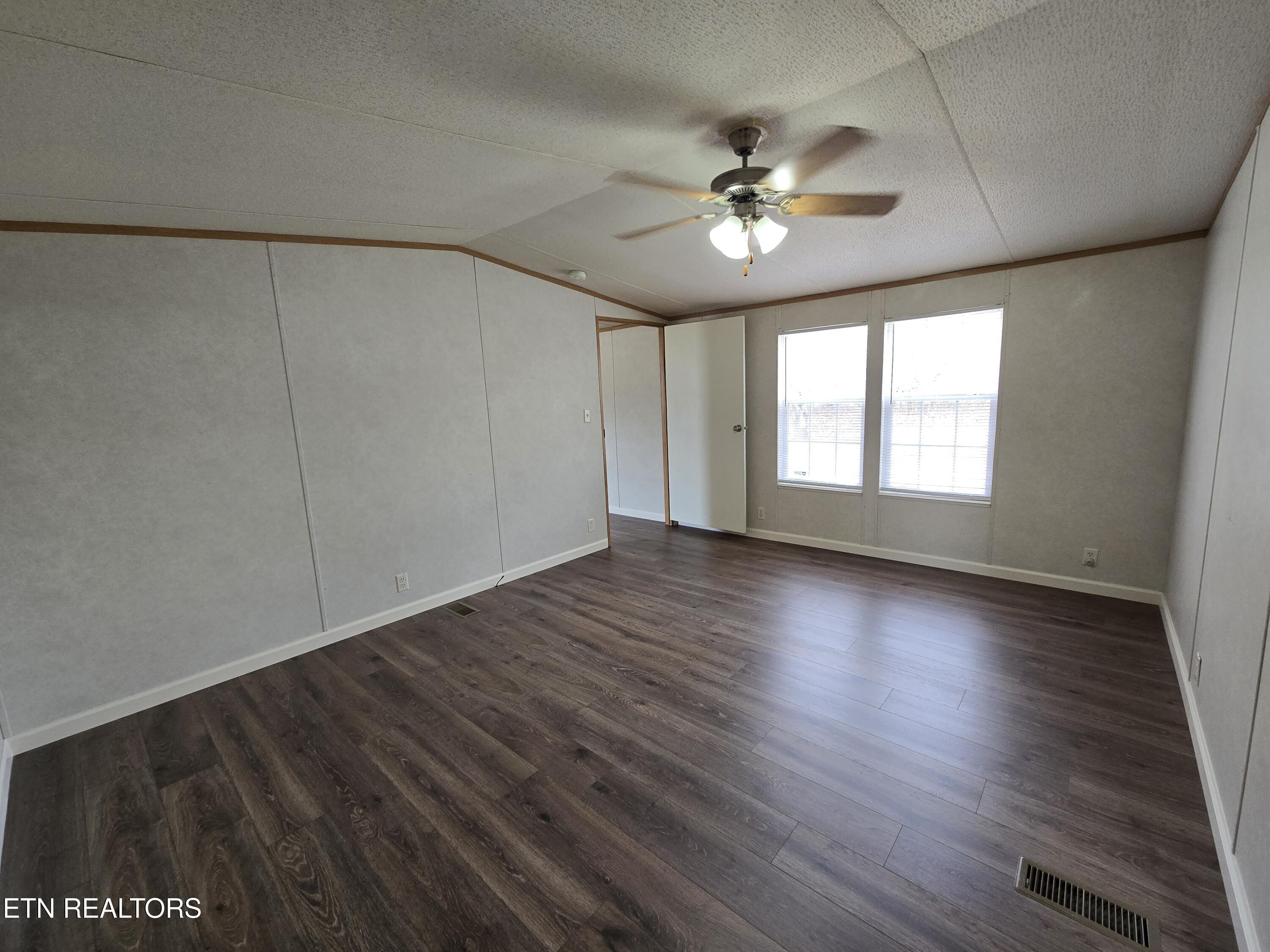 141 Reuben Lane Wartburg TN 37887