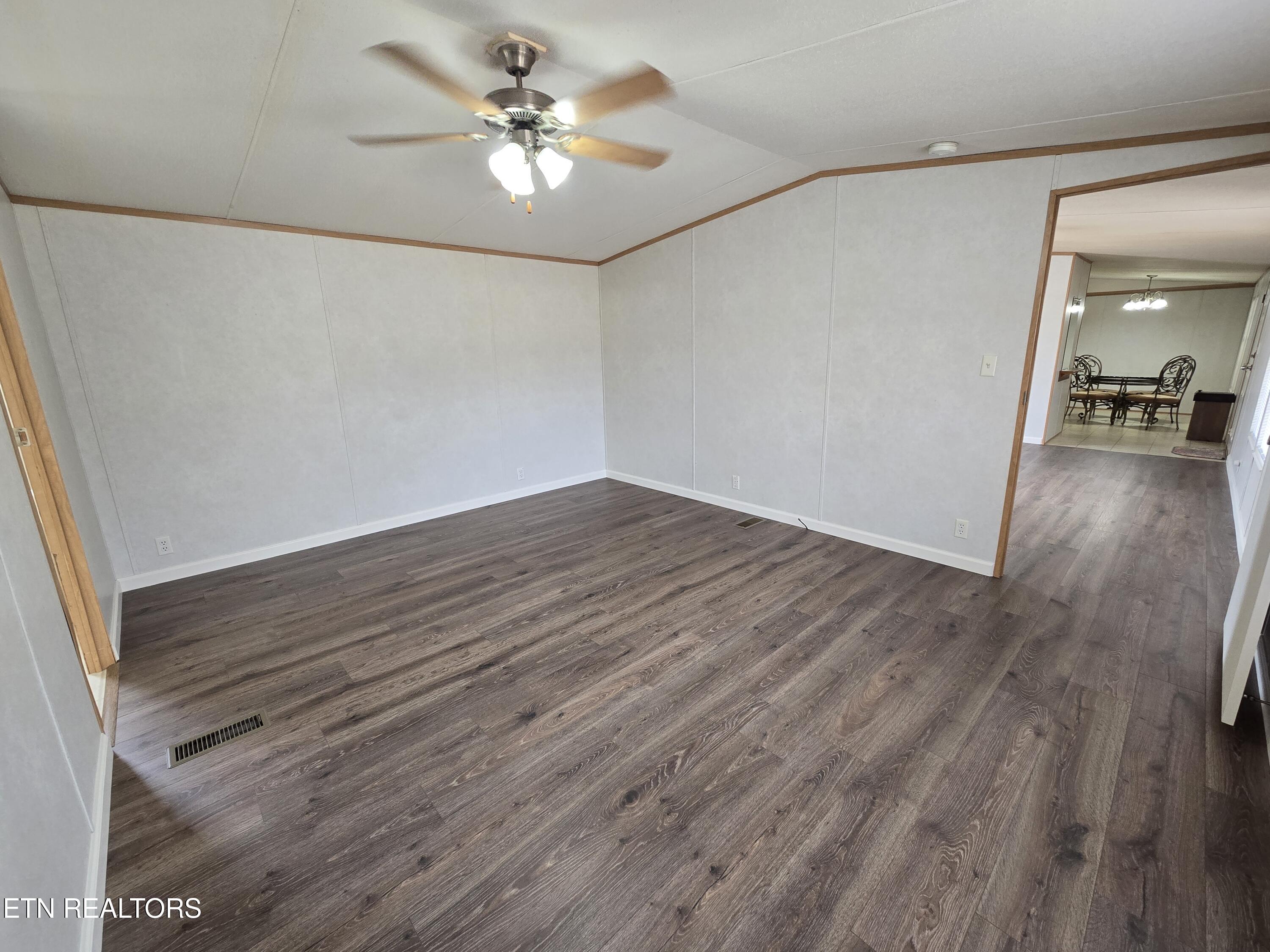 141 Reuben Lane Wartburg TN 37887