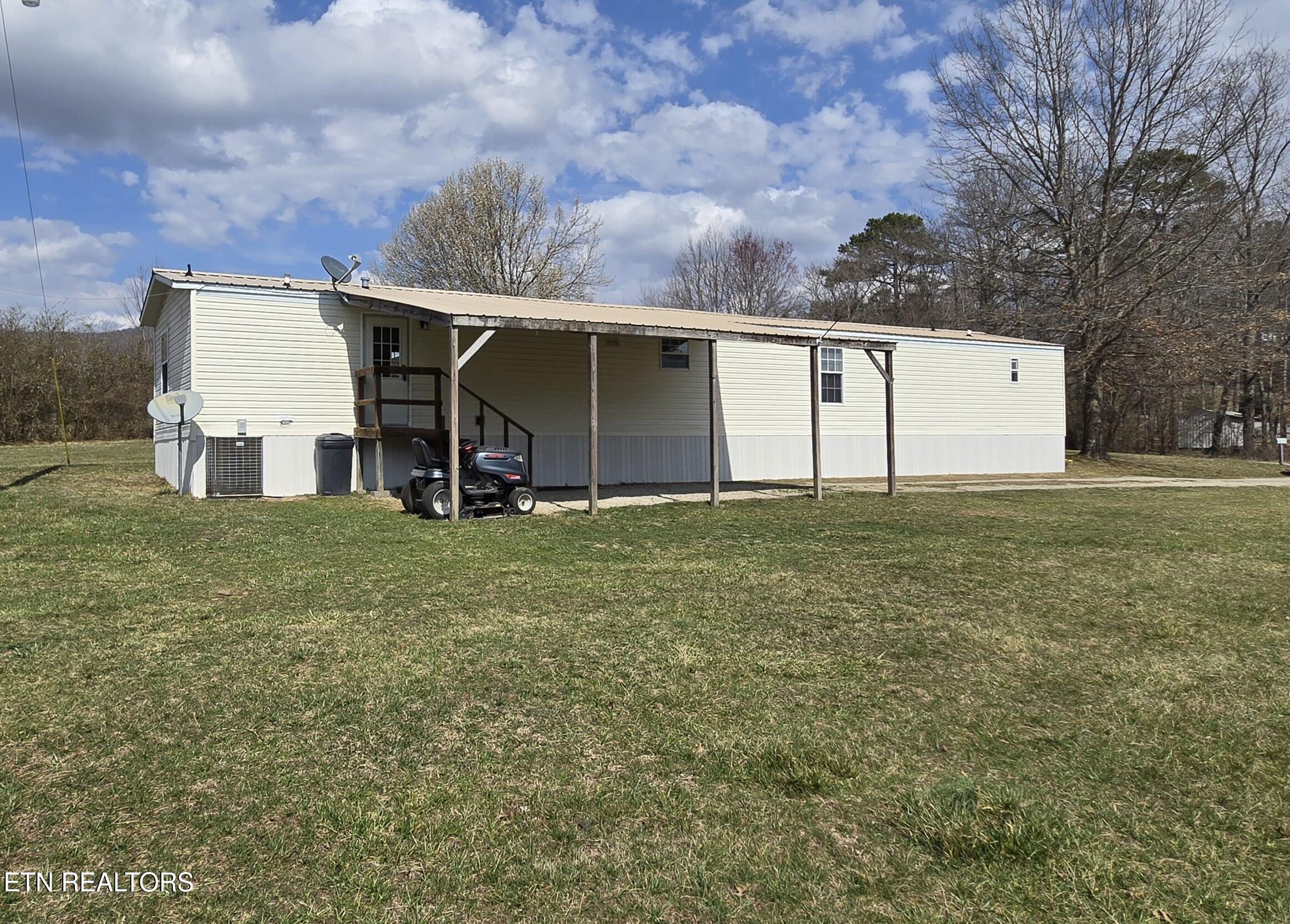 141 Reuben Lane Wartburg TN 37887