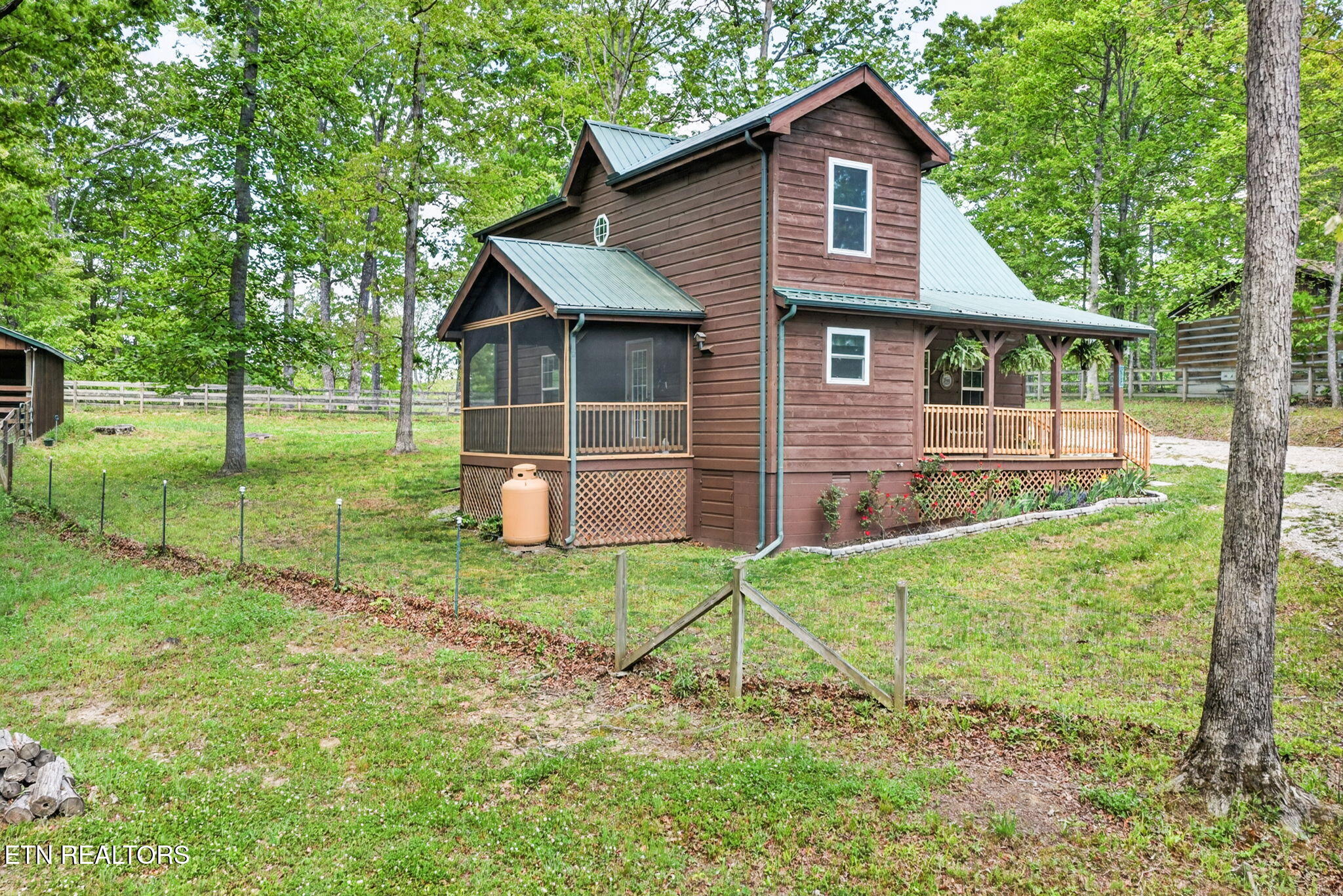 512 Spruce Creek Drive Jamestown TN 38556