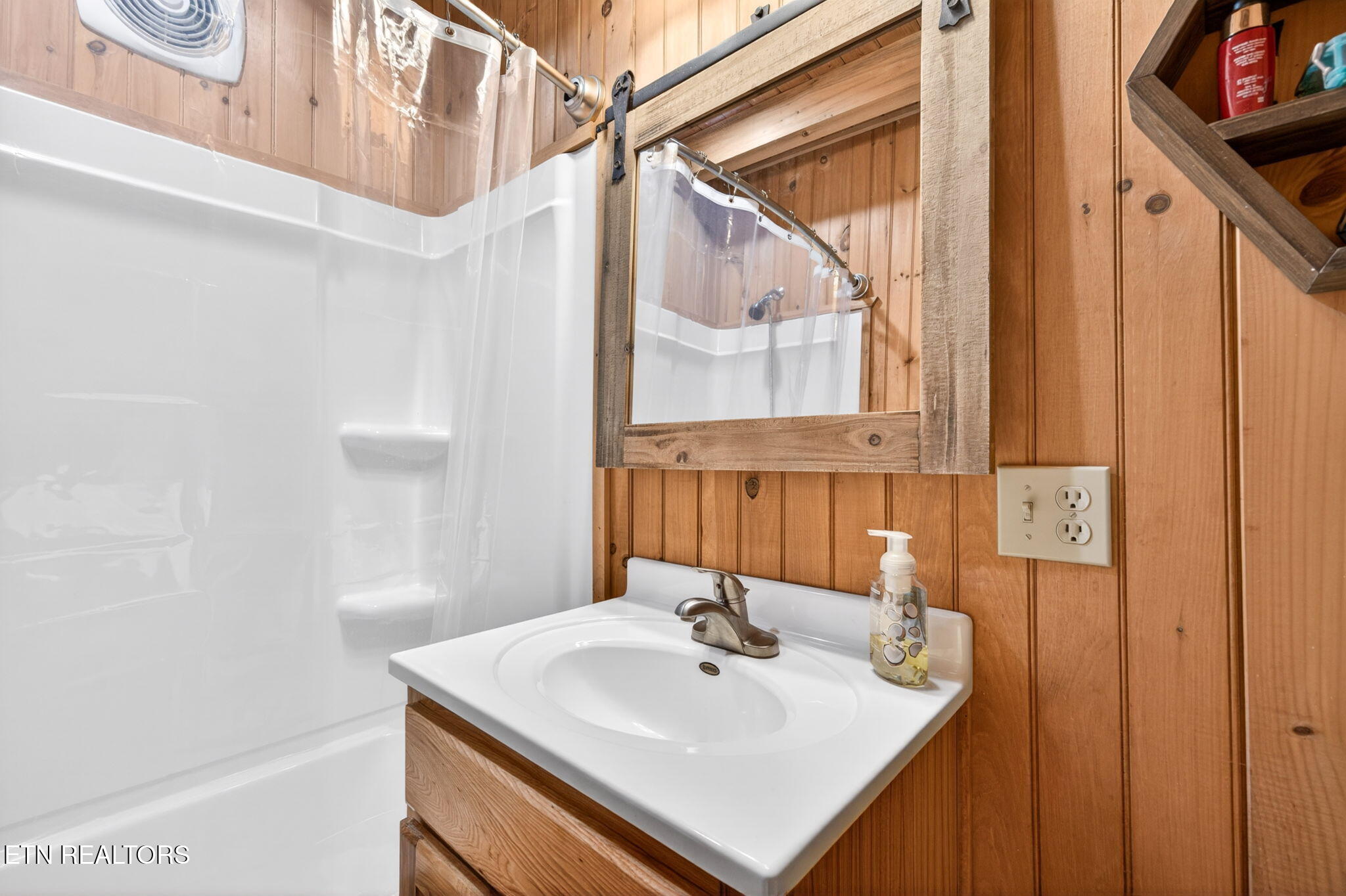 512 Spruce Creek Drive Jamestown TN 38556