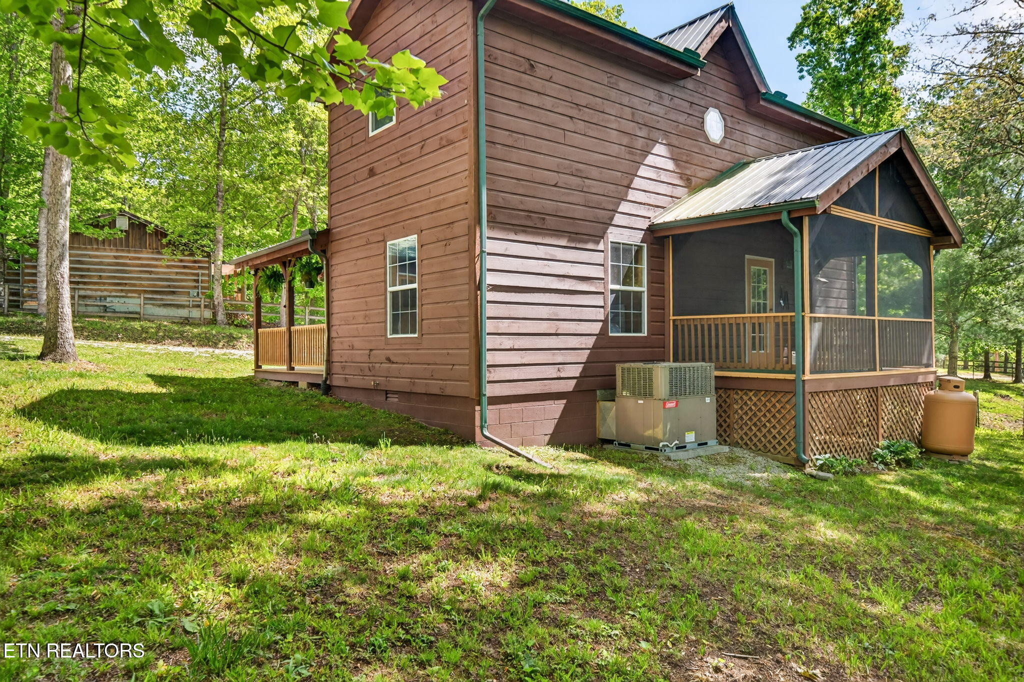 512 Spruce Creek Drive Jamestown TN 38556