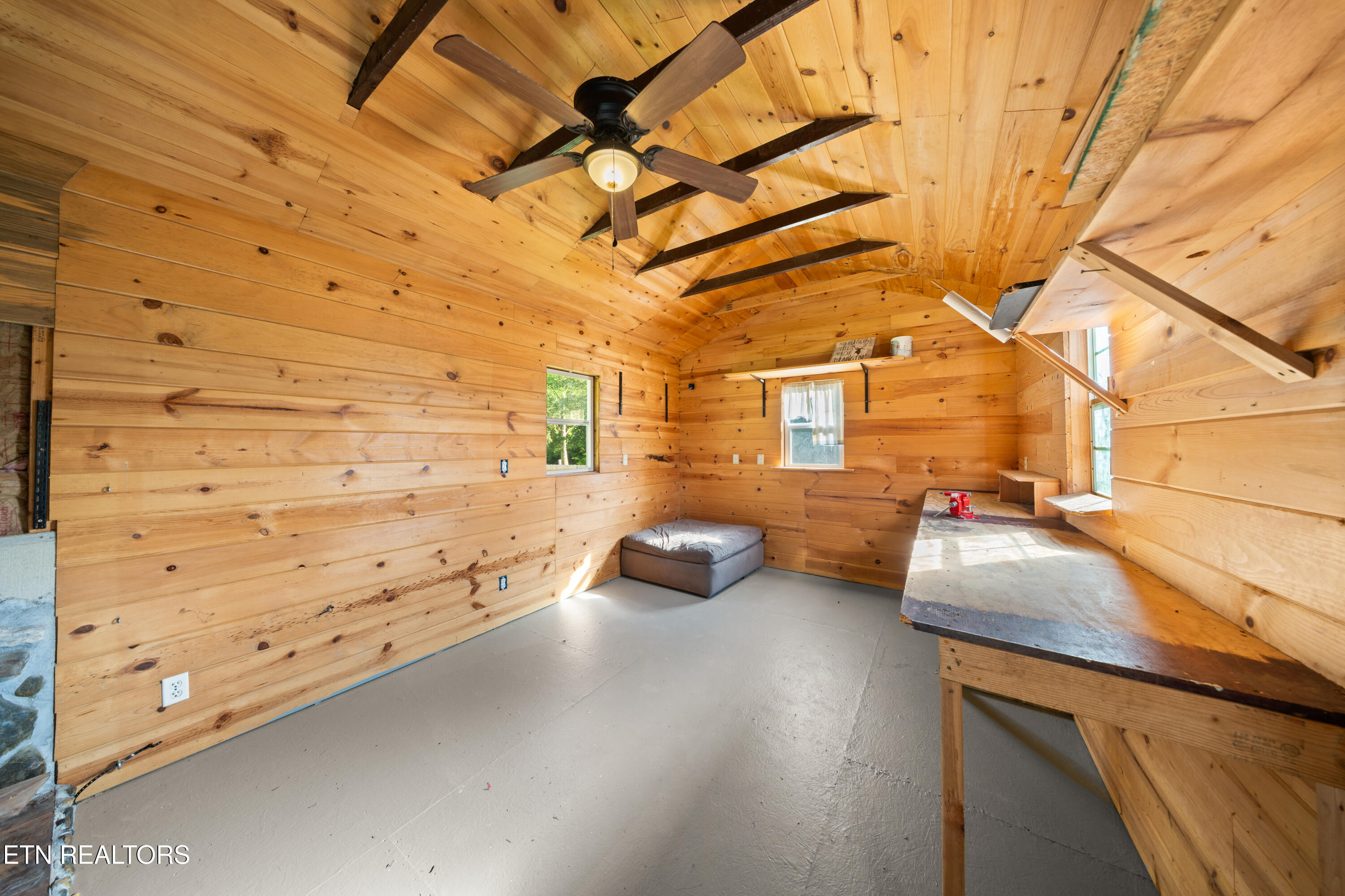 151 Pond Road Oliver Springs TN 37840