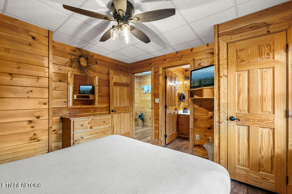 3306 Kestrel Way Pigeon Forge TN 37863