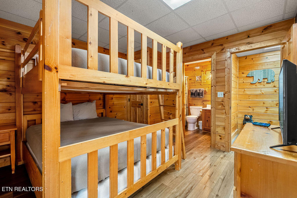 3306 Kestrel Way Pigeon Forge TN 37863