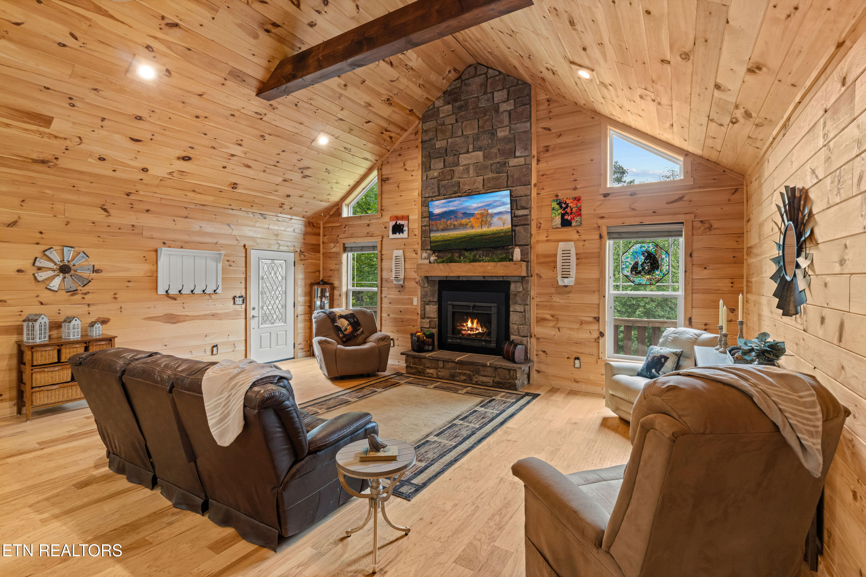 3851 Mistletoe Loop Sevierville TN 37876